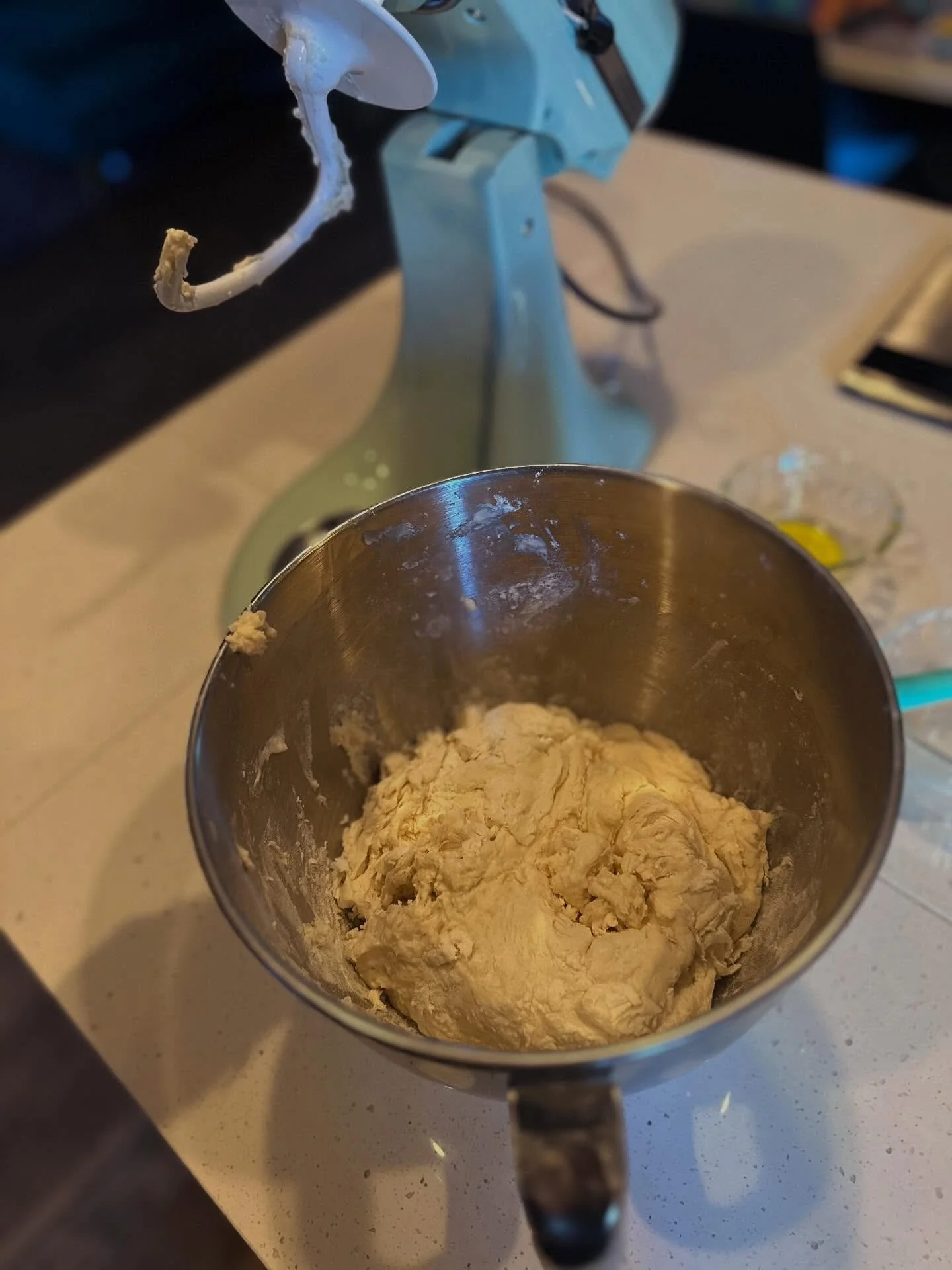 Sometimes you gotta get your hands dirty #pizza