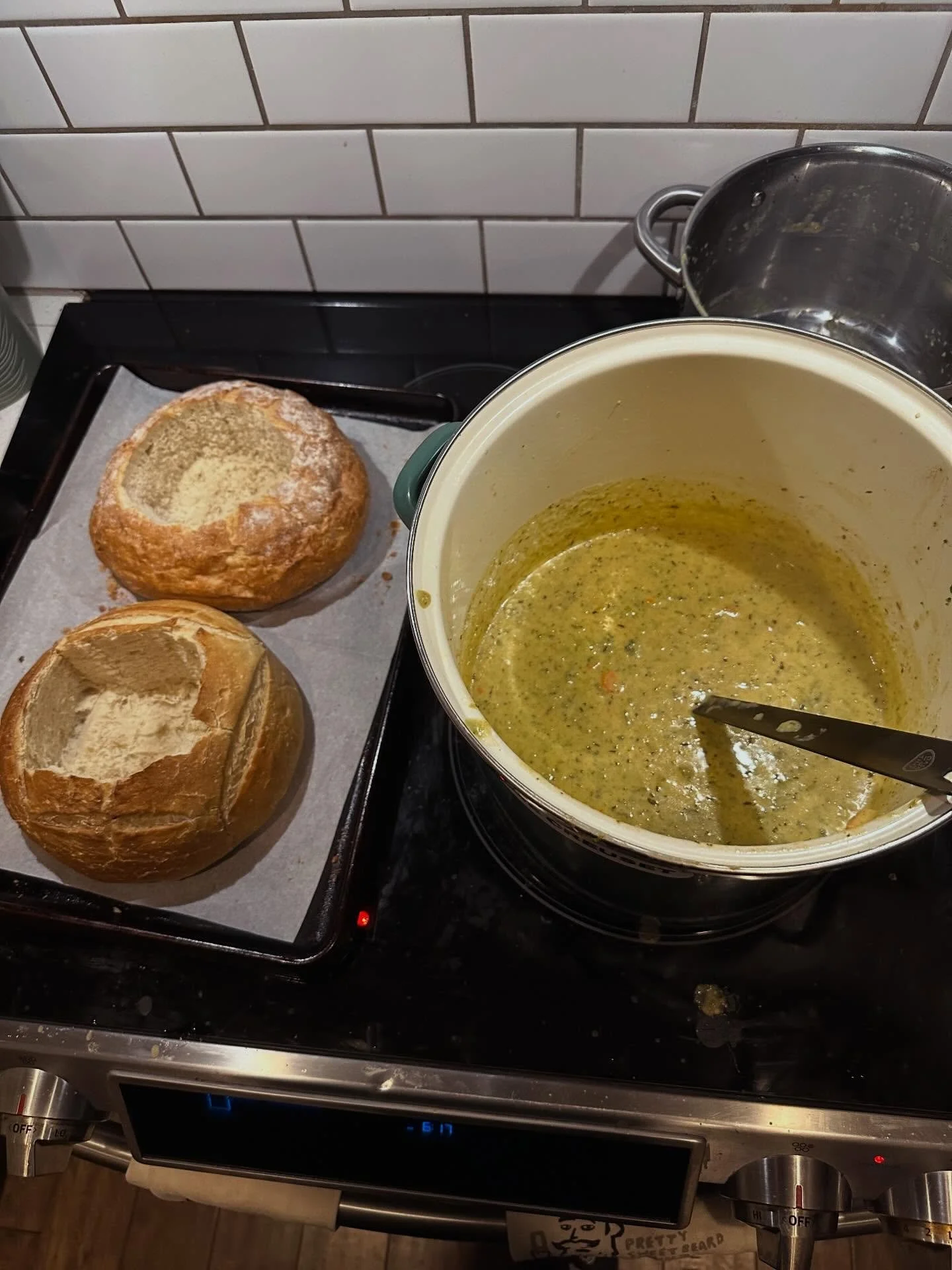How it started/how it&rsquo;s going: broccoli cheddar bread bowls! Creamy cheesy goodness 🤤