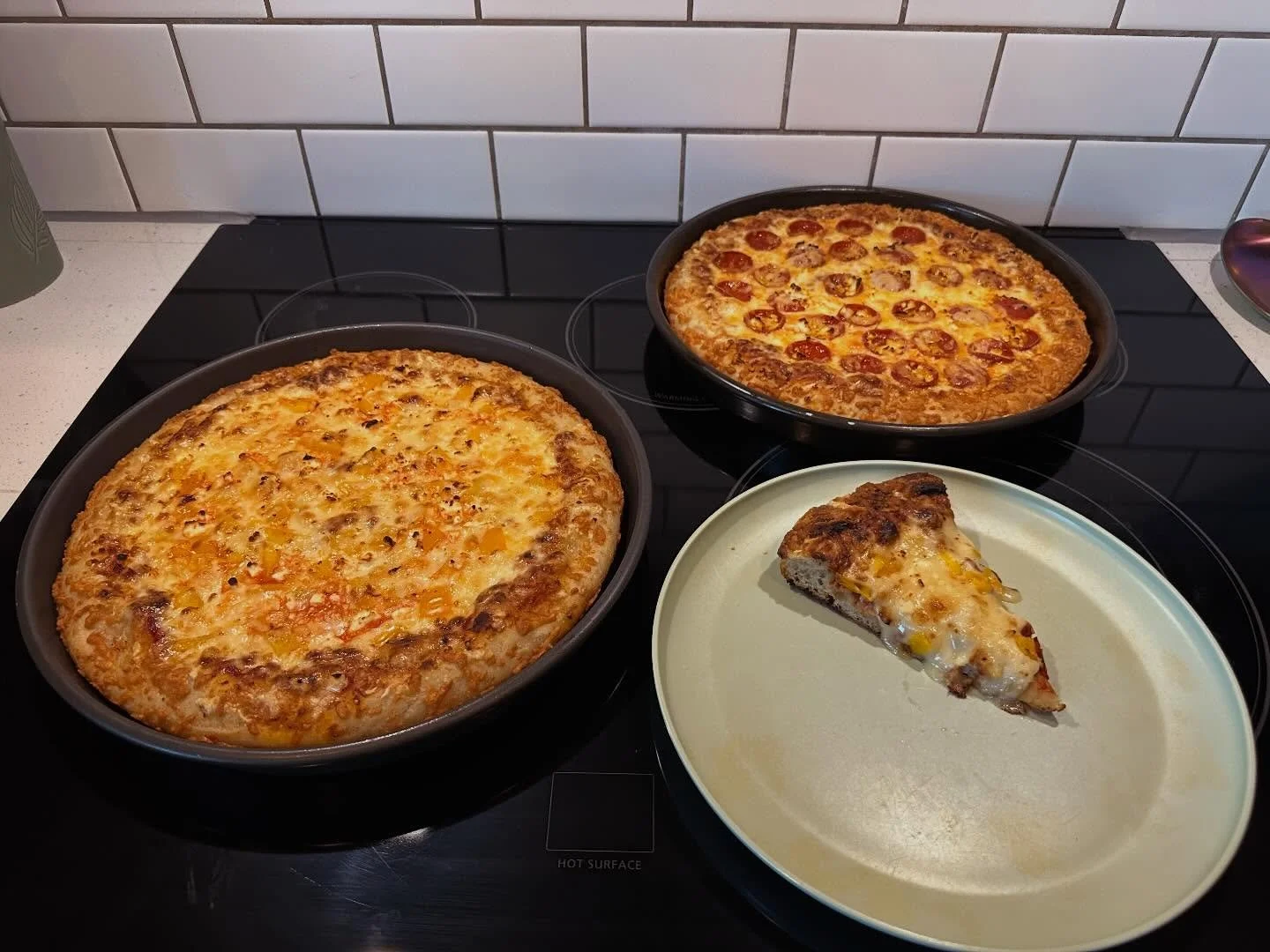 Gorgeous pies with last week&rsquo;s leftovers 😆 #pizza