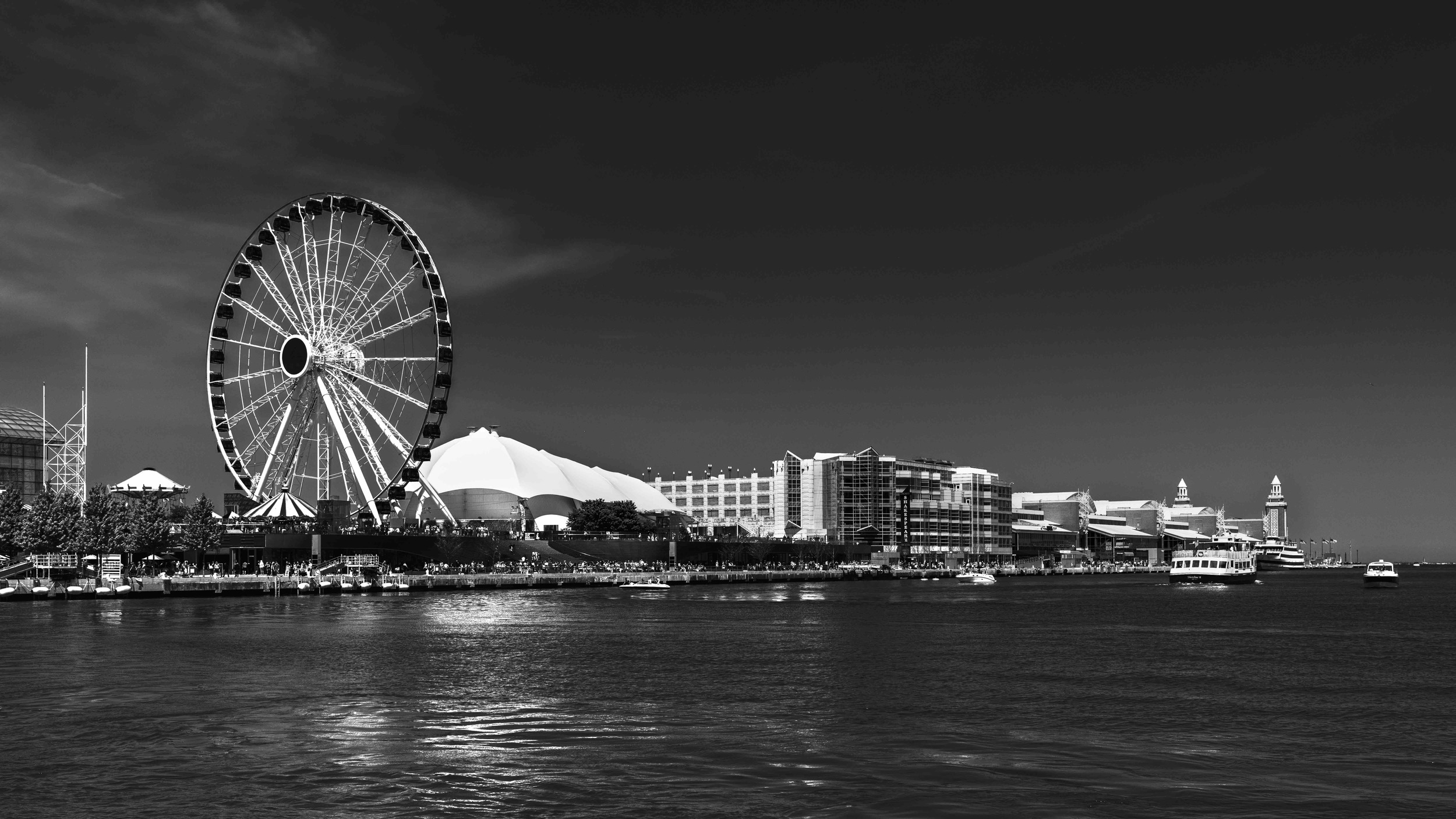 DSC05628_sRGB_12_Relative_The Long View_Navy Pier.jpg
