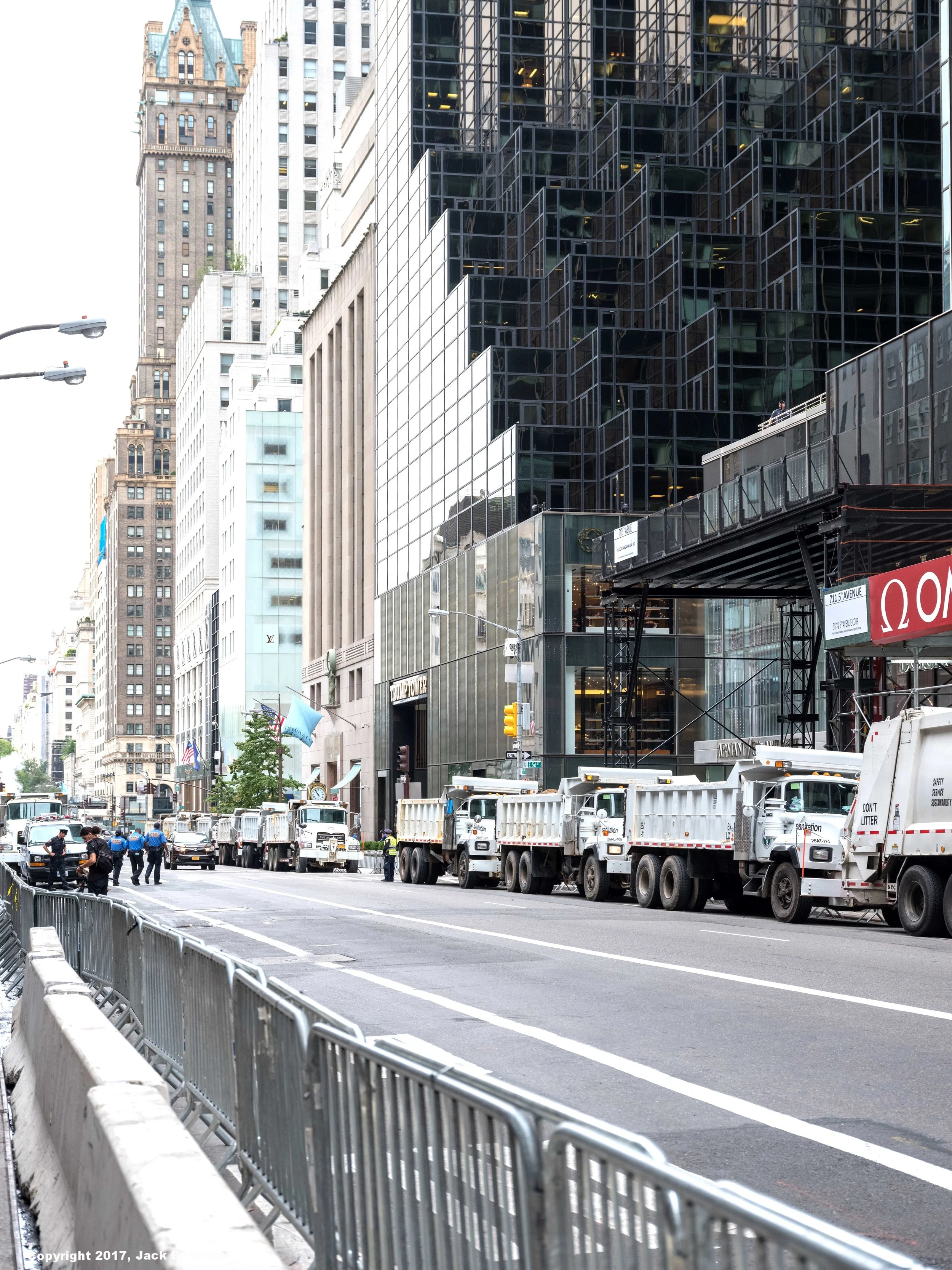 _DSF0996._Copyright_sRGB_Relative_Trump Tower Overview.jpg