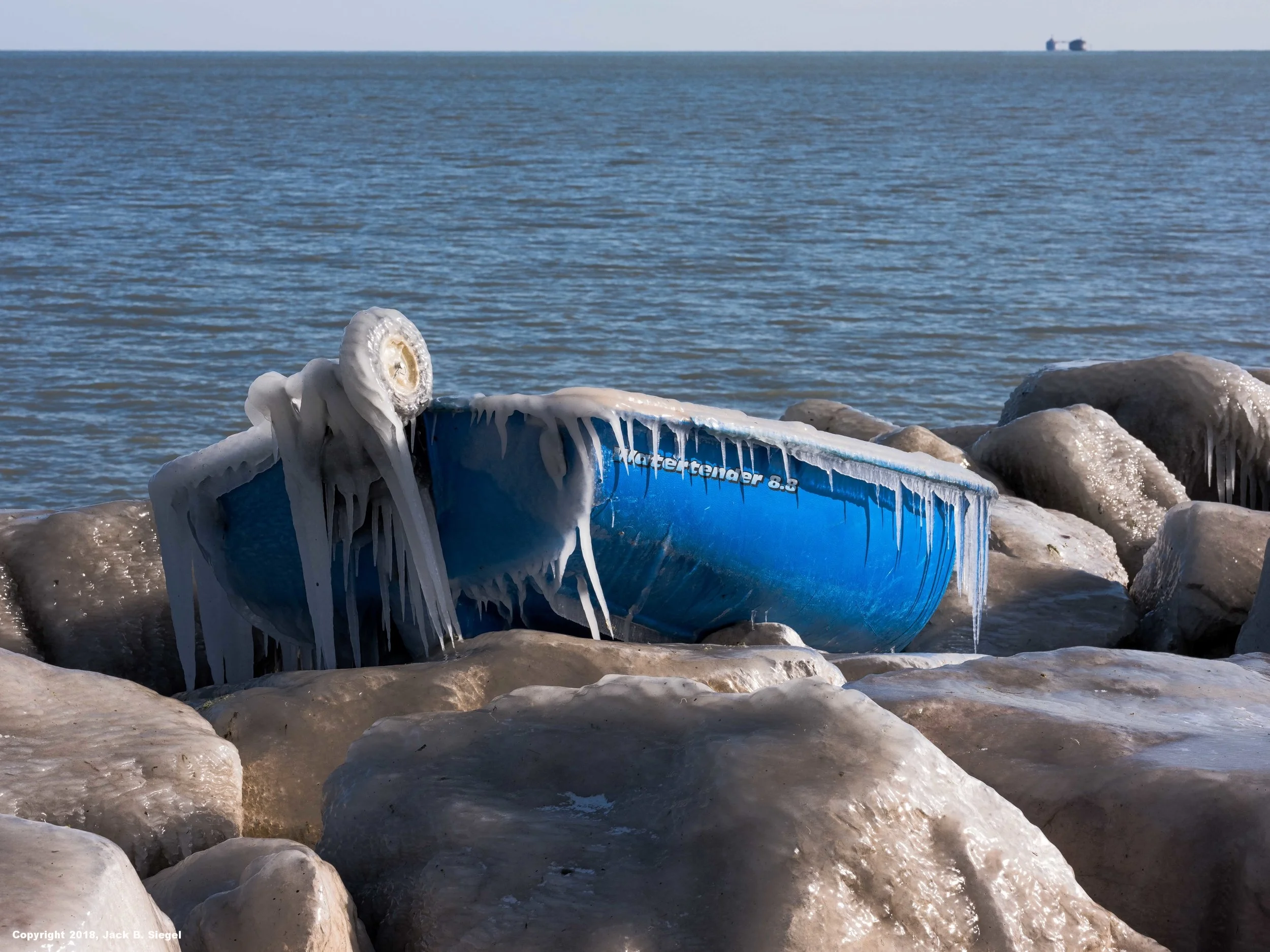 _DSF6322_Copyright_sRGB_Relative_WaterTender.jpg
