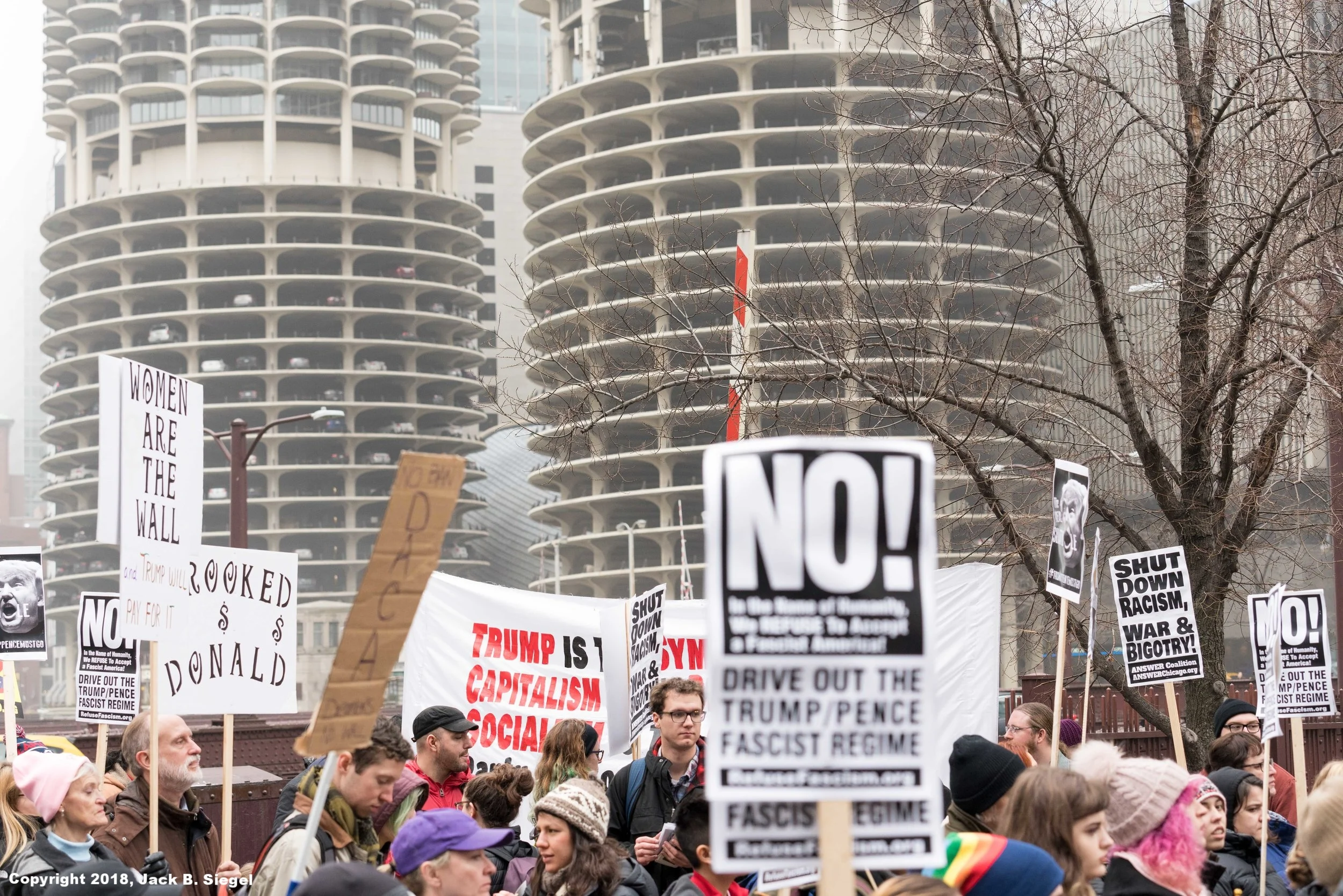 _DSC7411_Copyright_sRGB_Relative_Marina City.jpg