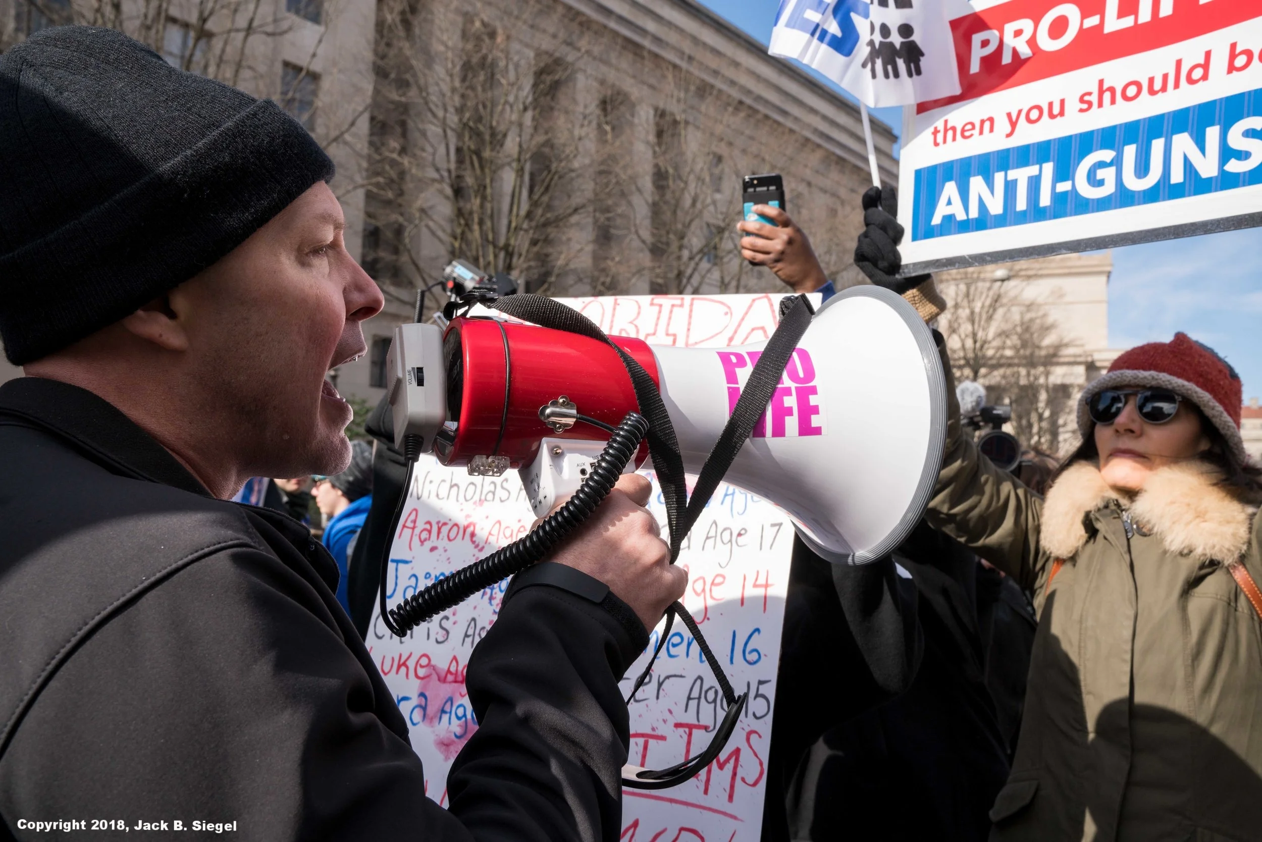 _DSC0525_Copyright_sRGB_Relative_Pro Life.jpg