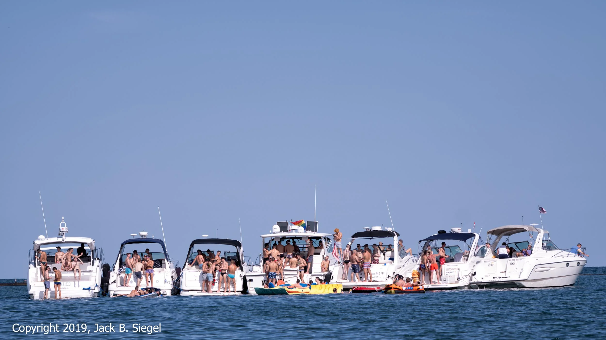_DSF2252PS__Copyright 2018 jpeg_Party on the Lake.jpg