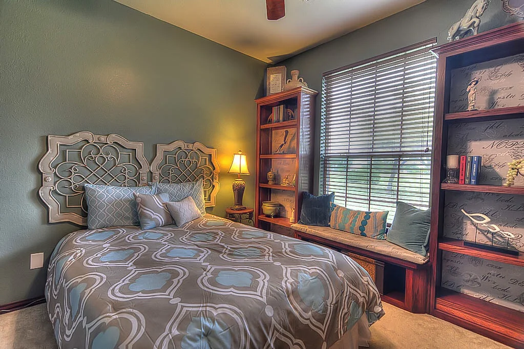 One of the comforters that I used to stage our Dallas house, that I sold on a garage sale Facebook group site.
