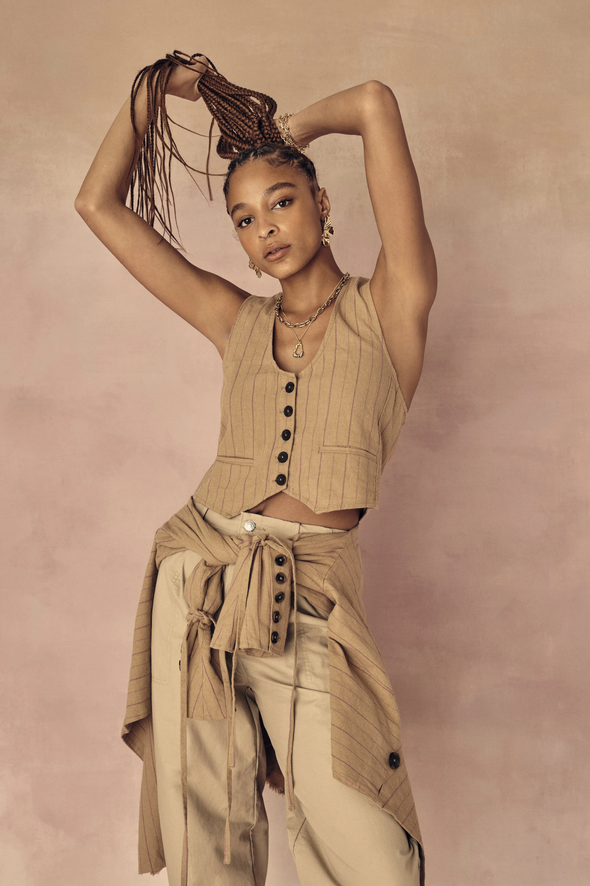 57924623_024_a-model_0001- link.JPEG