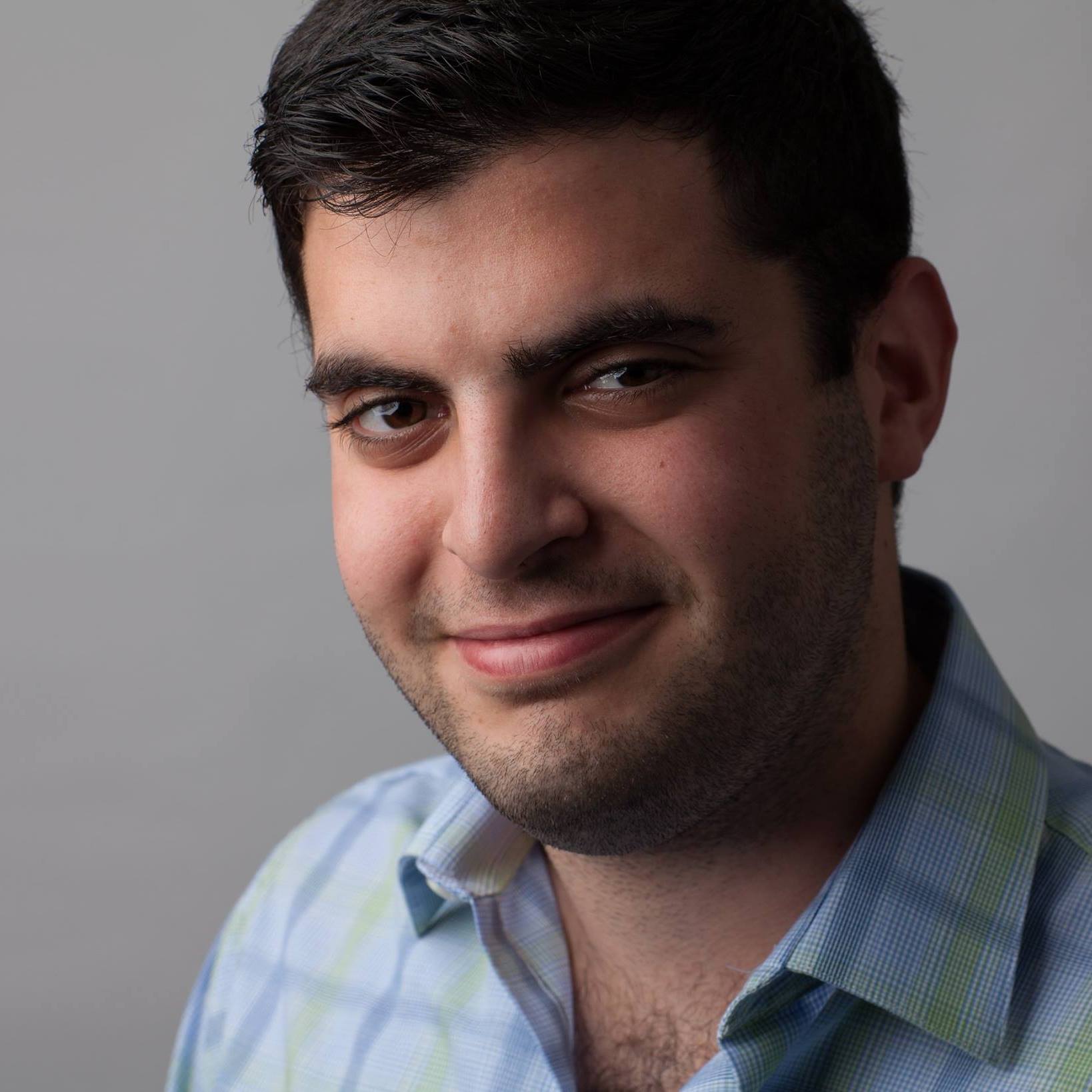 PRESIDENT | C.E.O. | CO-FOUNDER Mike is a director, producer, writer and editor from New Jersey. In 2015, he received his B.A. in Critical Studies and Minor in Screenwriting from the USC School of Cinematic Arts, where he devoted his time studying new media formats. He wants to dedicate Zephyr to preserving traditional cinematic storytelling in the New Media Era.