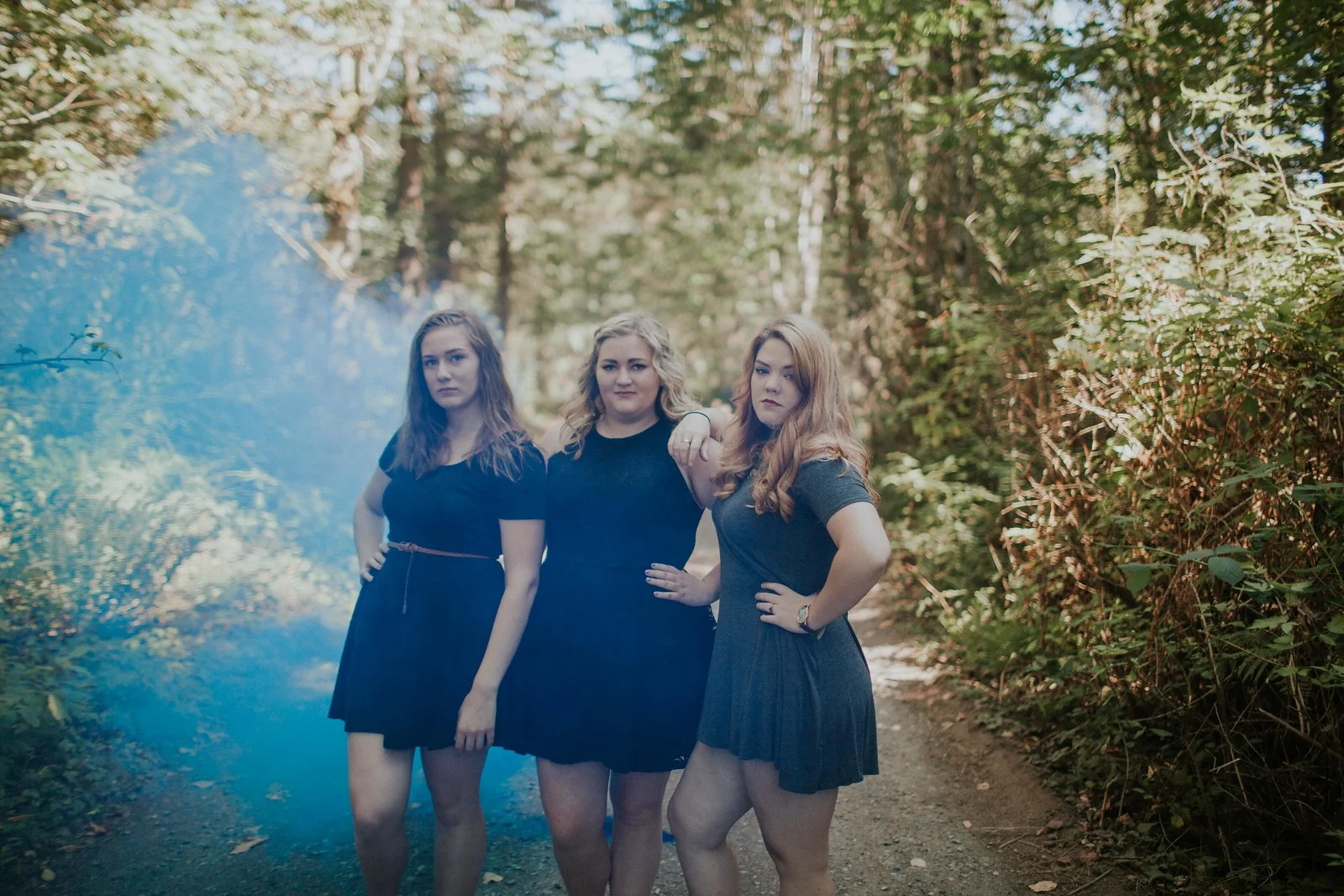 Smoke Bomb Photoshoot 2016-3.jpg