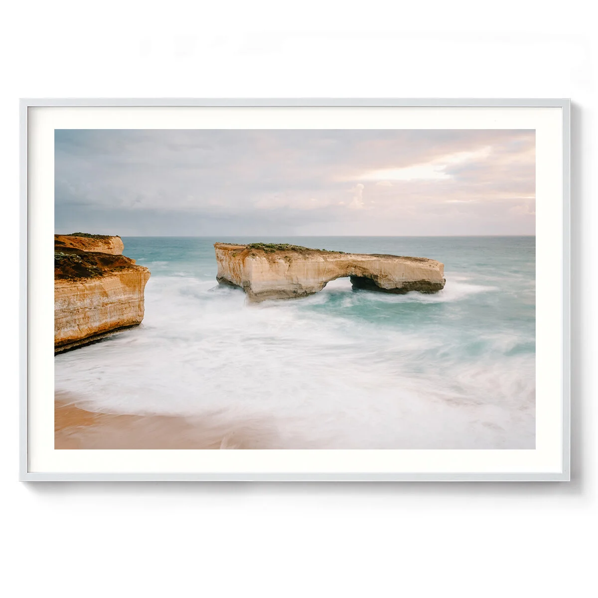 LAB-Photography---London-Bridge-Print-Landscape---White-Frame.jpg