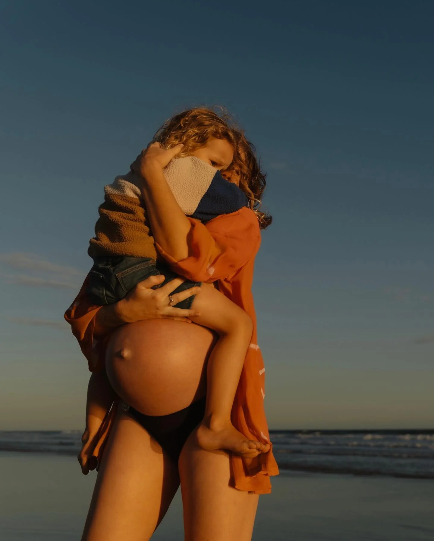 A sneak peek at another beautiful session this month with Carmen ✨ conditions have been beautiful lately xx