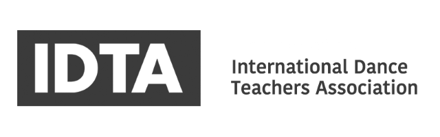 IDTA-logo-accredited-teachers-RNSD-b&w.png