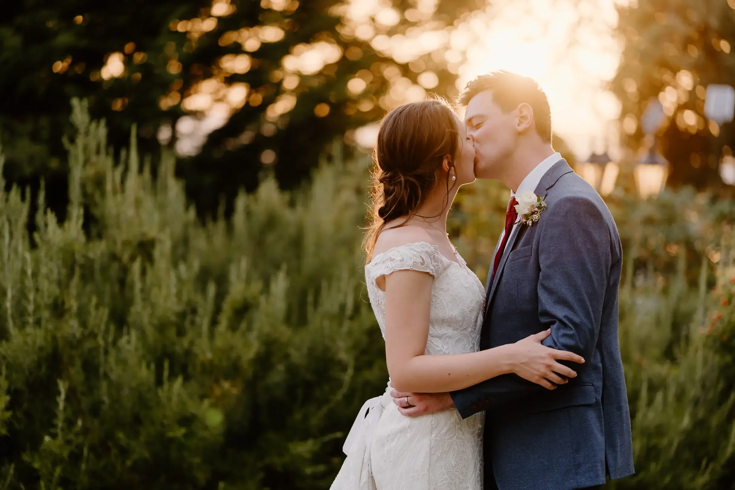 Clevedon Hall Bristol Wedding photographer-18.webp