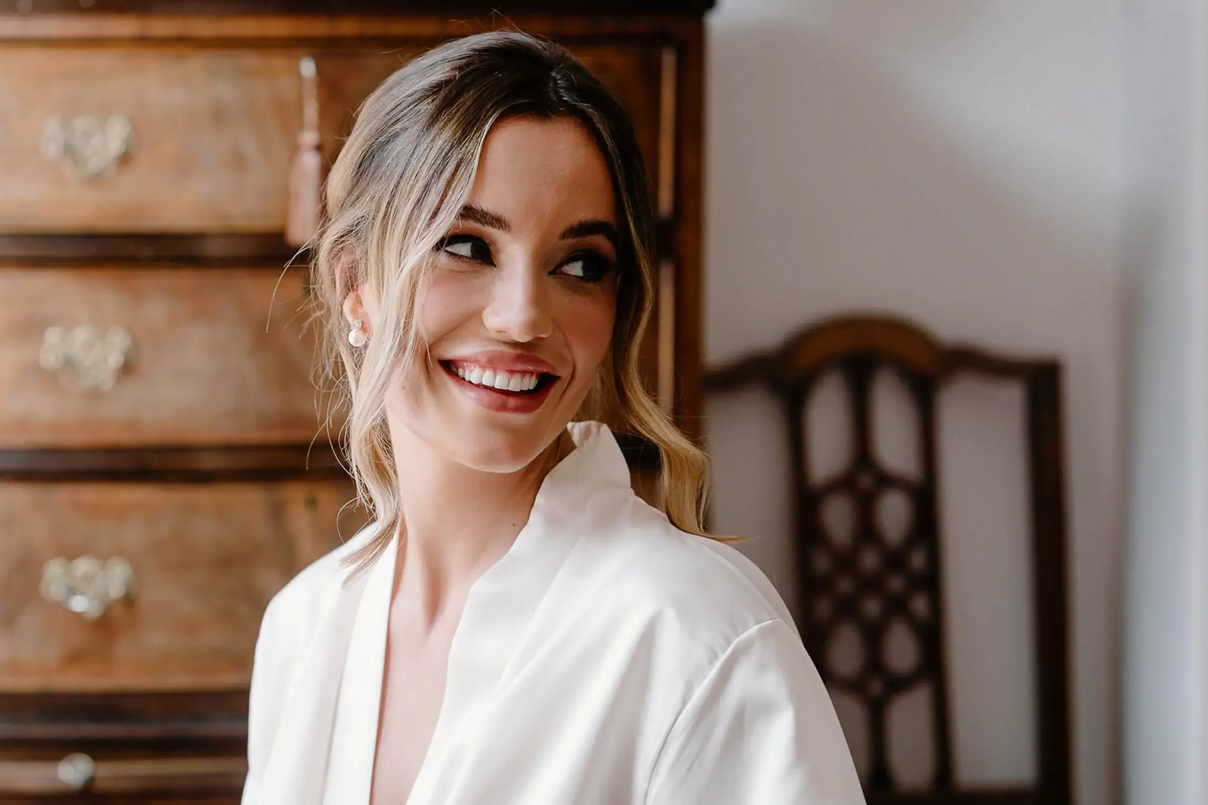 Oxfordshire- The Cotswolds- Buckinghamshire wedding photographer54.webp