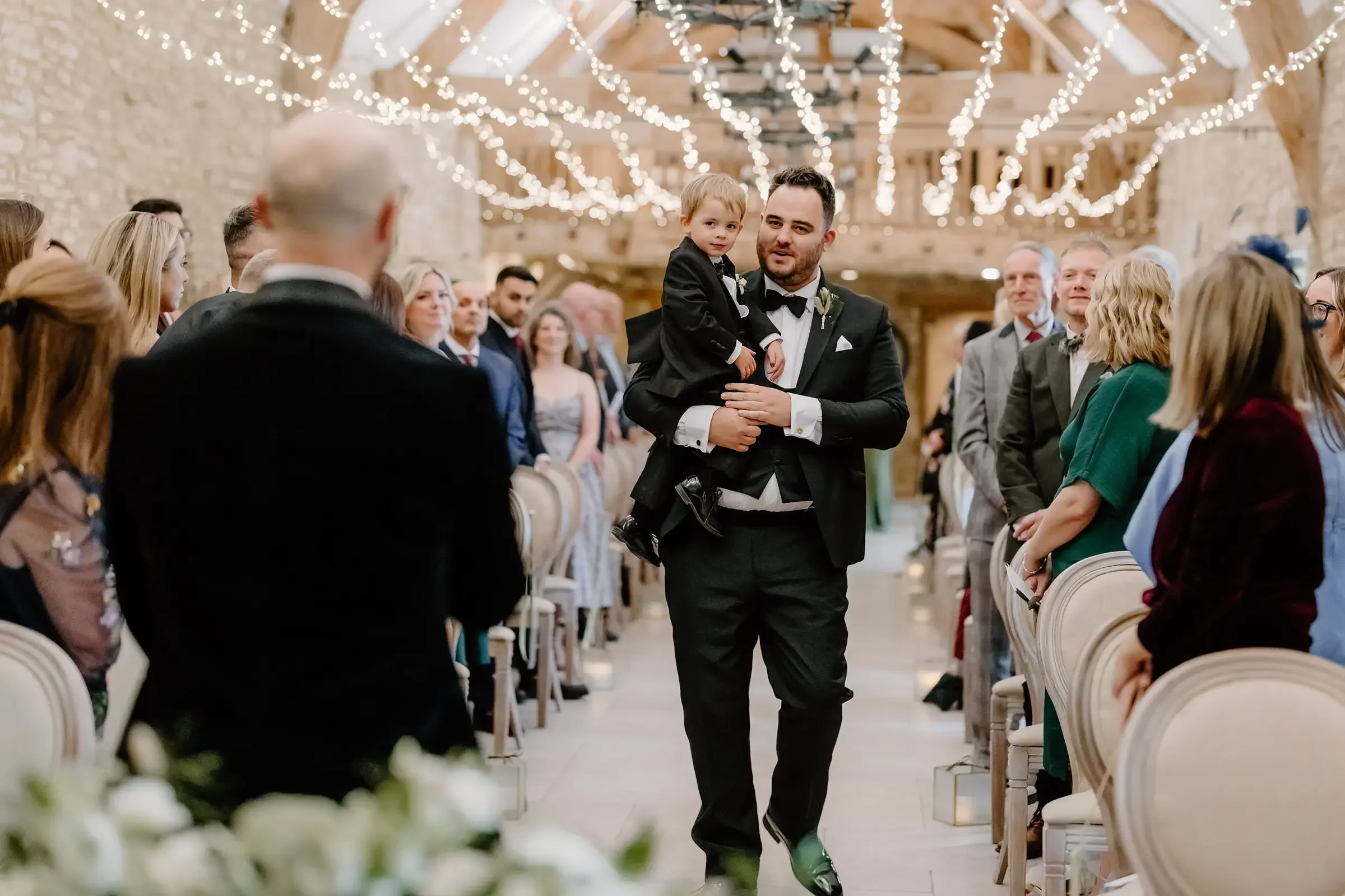 Caswell House Autumn Wedding in Oxfordshire041.webp