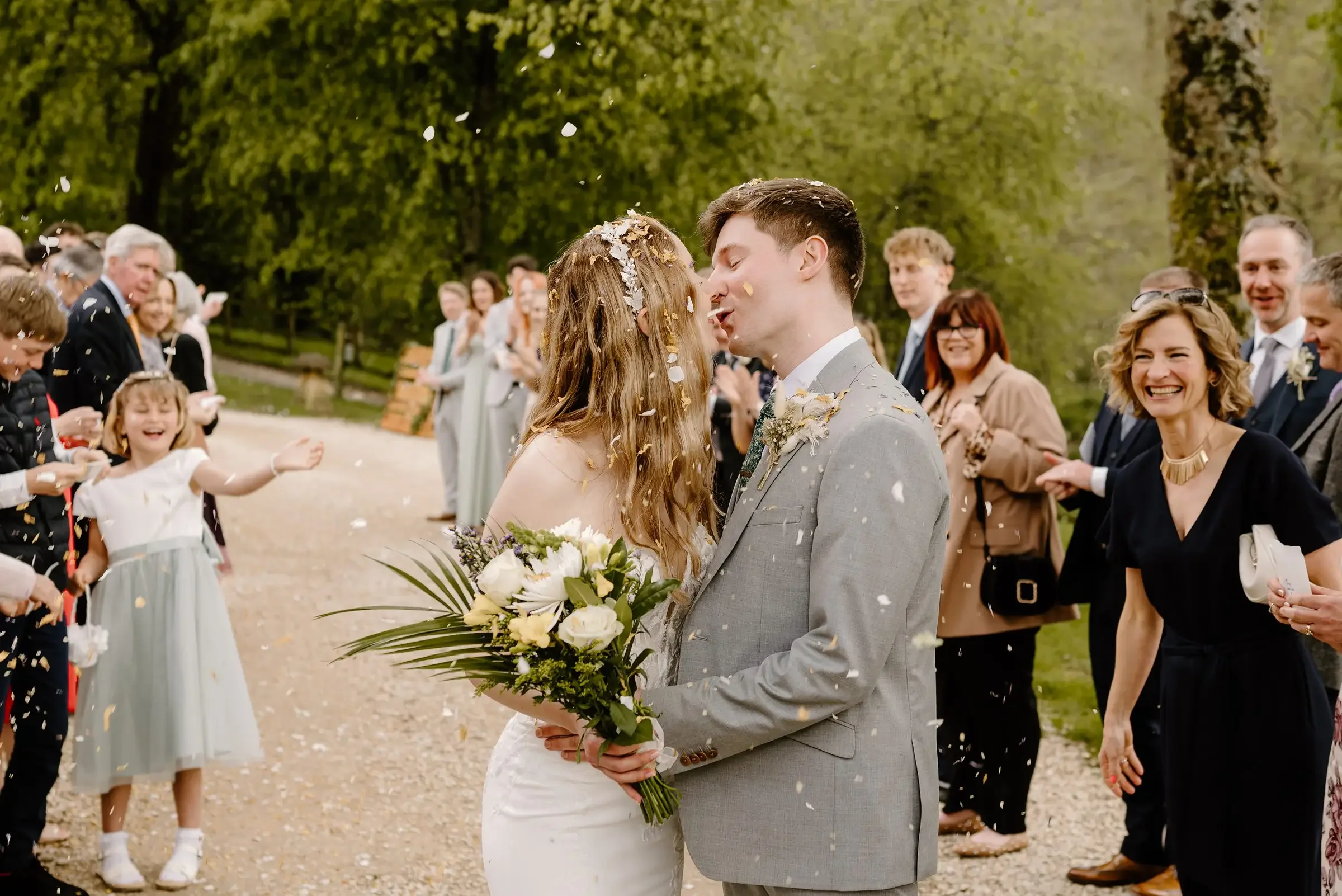 A spring Wedding at Owlpen Manor in Gloucestershire095.webp