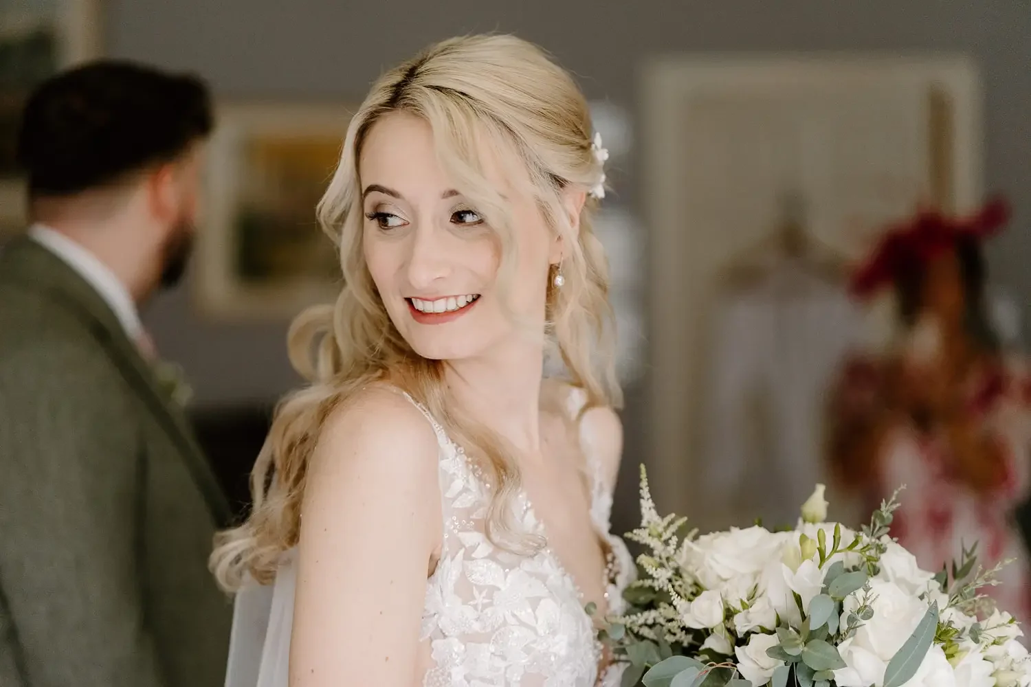 Brinsop Court Summer Wedding Photography in Herefordshire046.webp