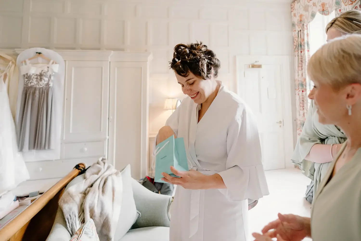 Beautiful Elmore Court Wedding Photographer in Gloucestershire007.webp