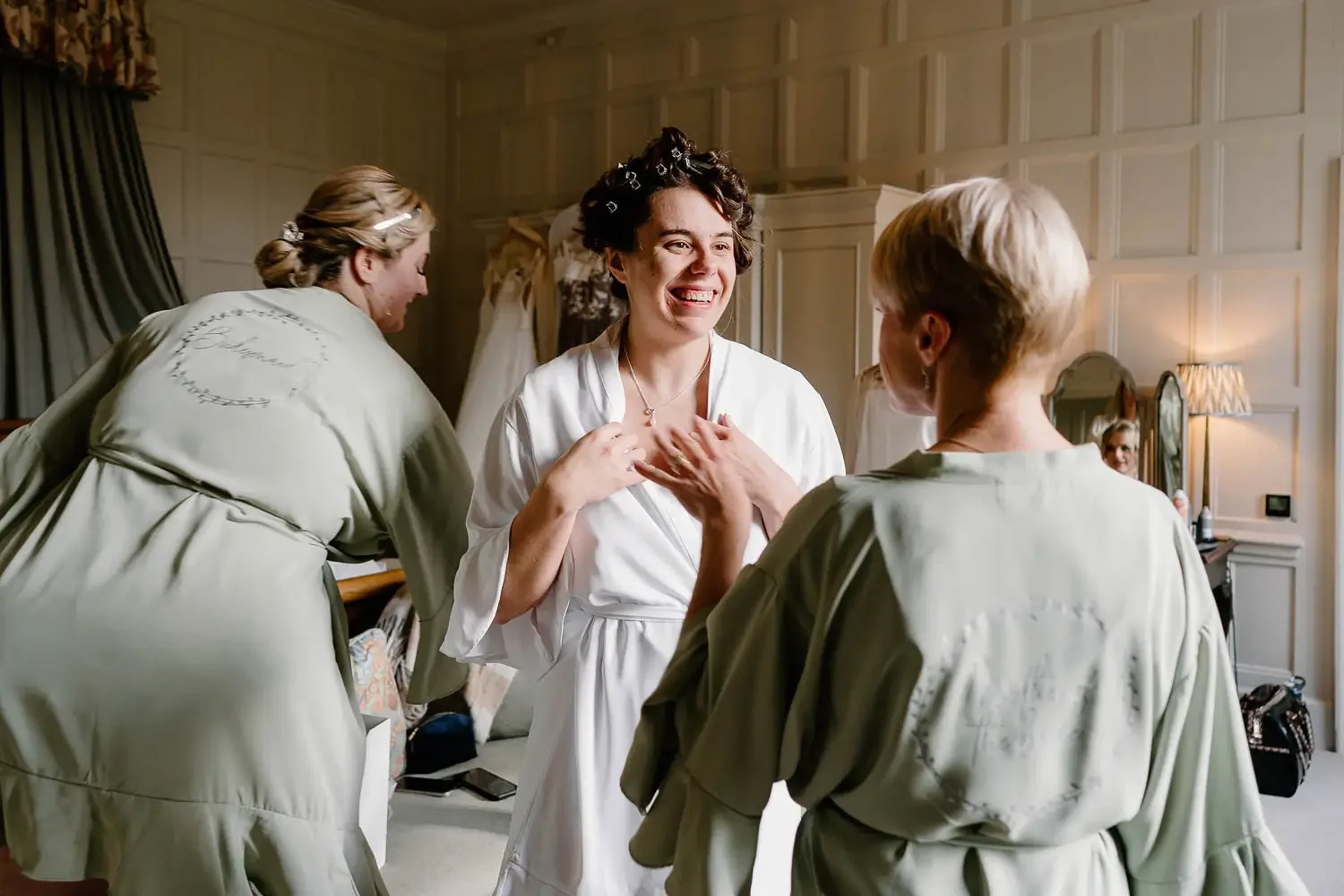 Beautiful Elmore Court Wedding Photographer in Gloucestershire015.webp