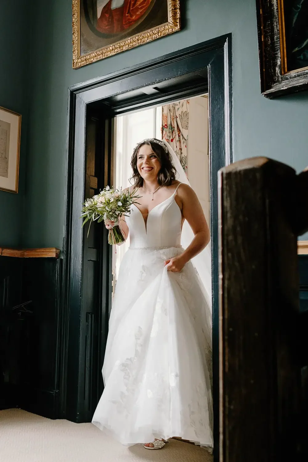 Beautiful Elmore Court Wedding Photographer in Gloucestershire075.webp