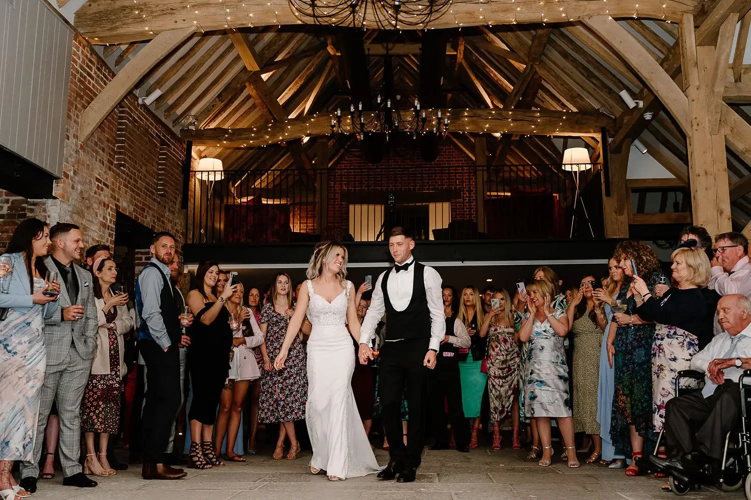 Oxfordshire and the cotswolds wedding photographer 2022 review009.webp