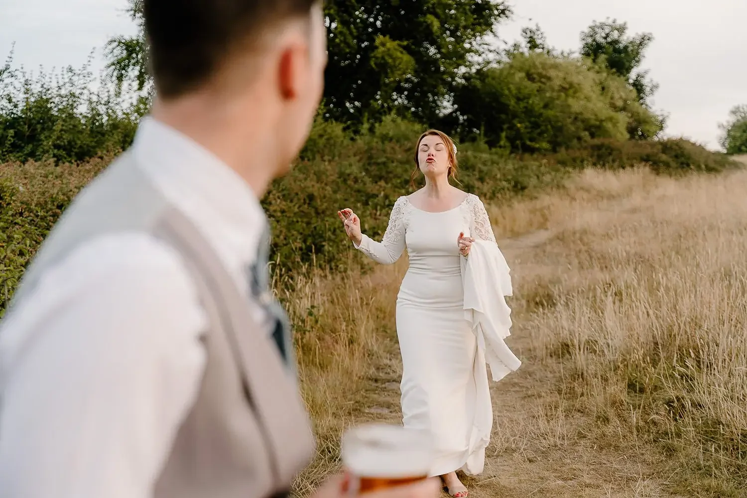 Oxfordshire and the cotswolds wedding photographer 2022 review017.webp