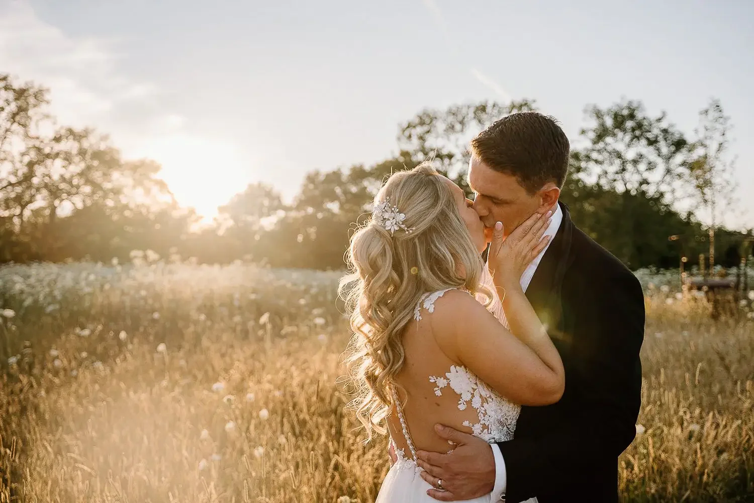 Oxfordshire and the cotswolds wedding photographer 2022 review033.webp