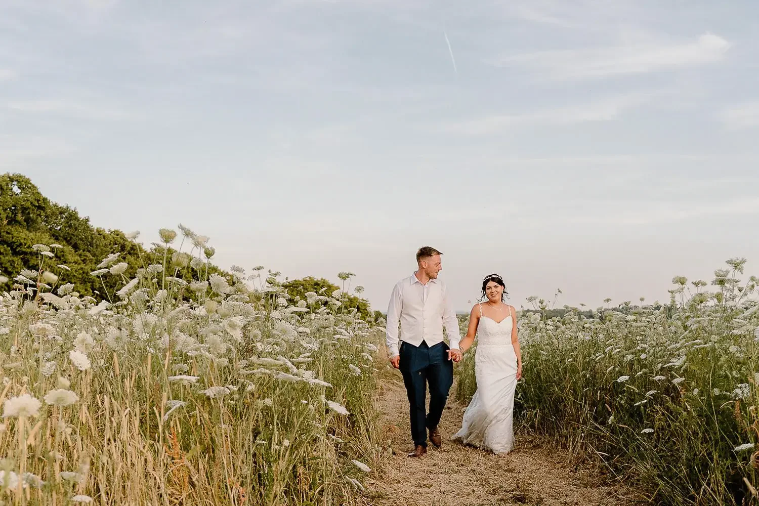 Oxfordshire and the cotswolds wedding photographer 2022 review098.webp