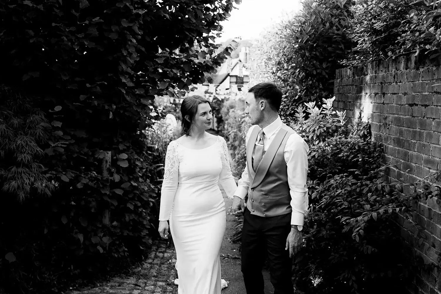 Oxfordshire and the cotswolds wedding photographer 2022 review102.webp