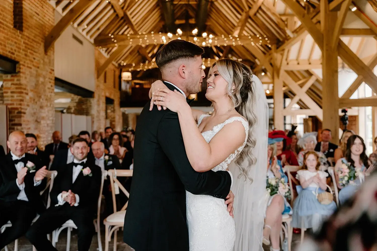 Oxfordshire and the cotswolds wedding photographer 2022 review107.webp