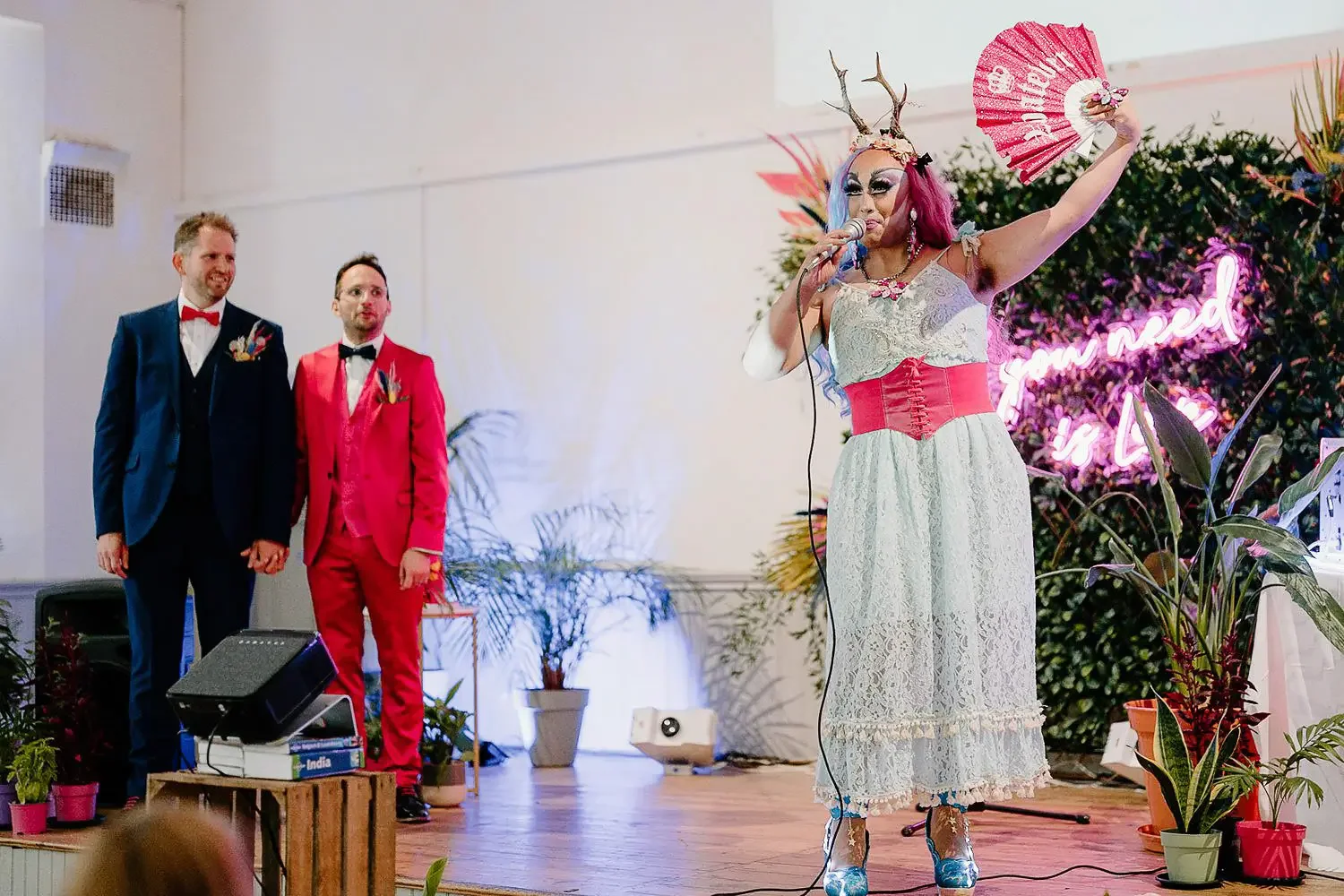 Oxfordshire and the cotswolds wedding photographer 2022 review186.webp