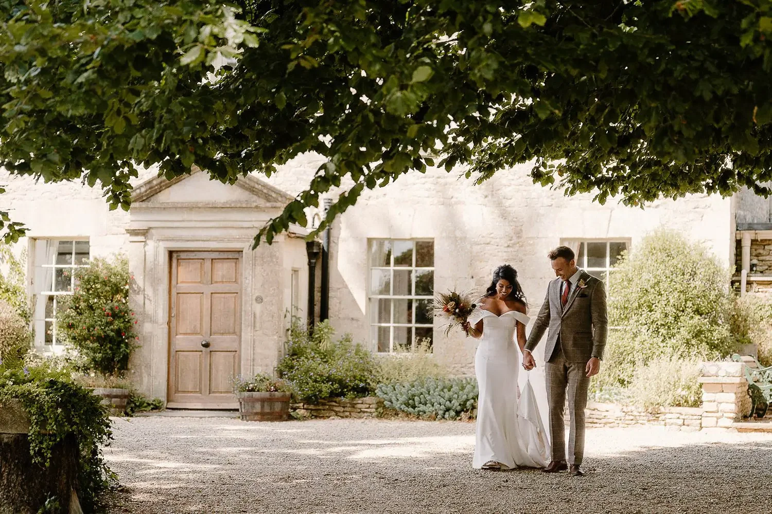 Oxfordshire and the cotswolds wedding photographer 2022 review191.webp