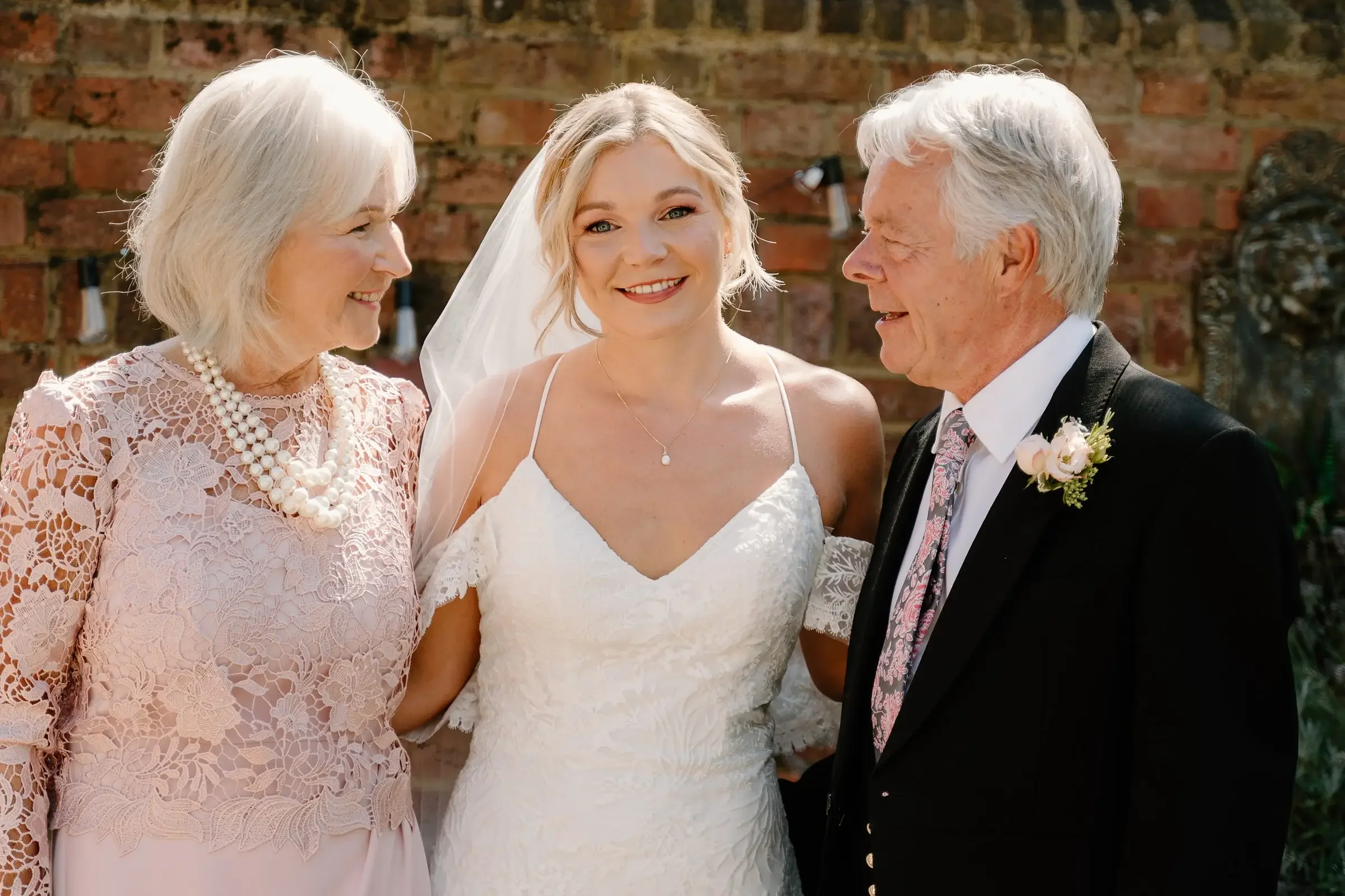 Buckinghamshire Wedding Photography12.webp