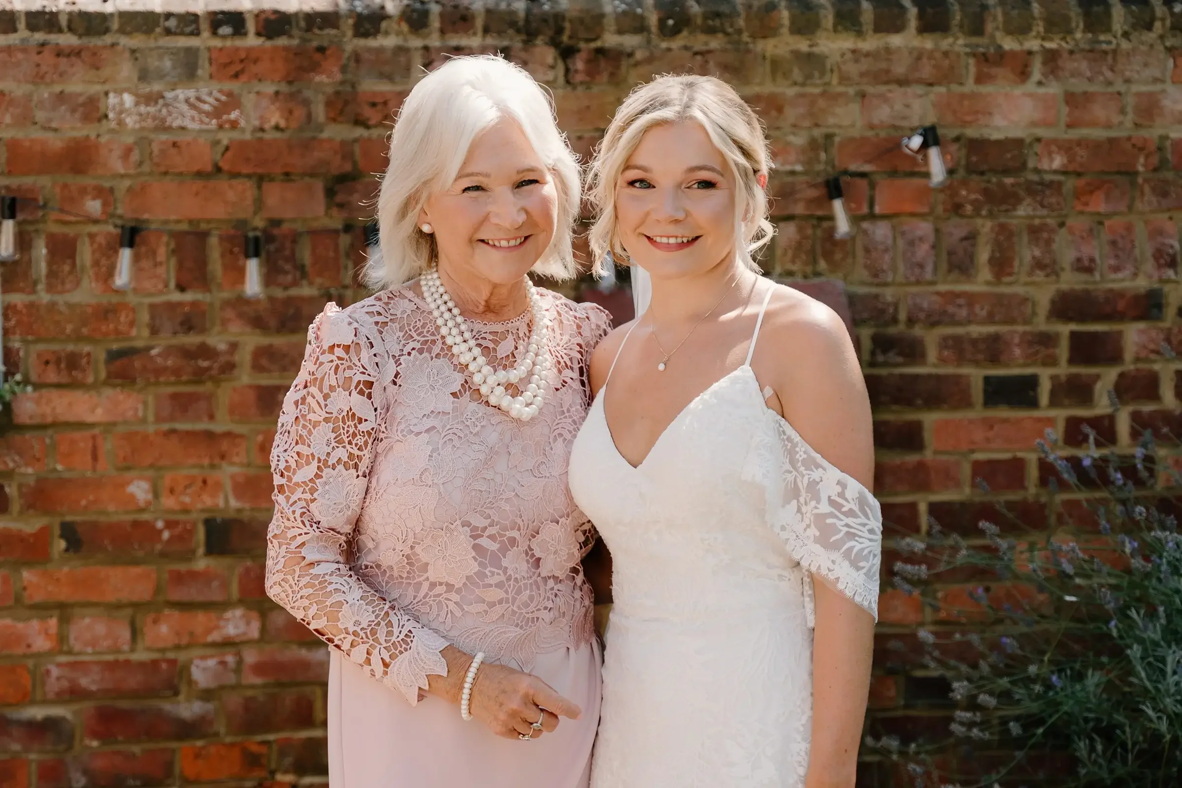 Buckinghamshire Wedding Photography16.webp