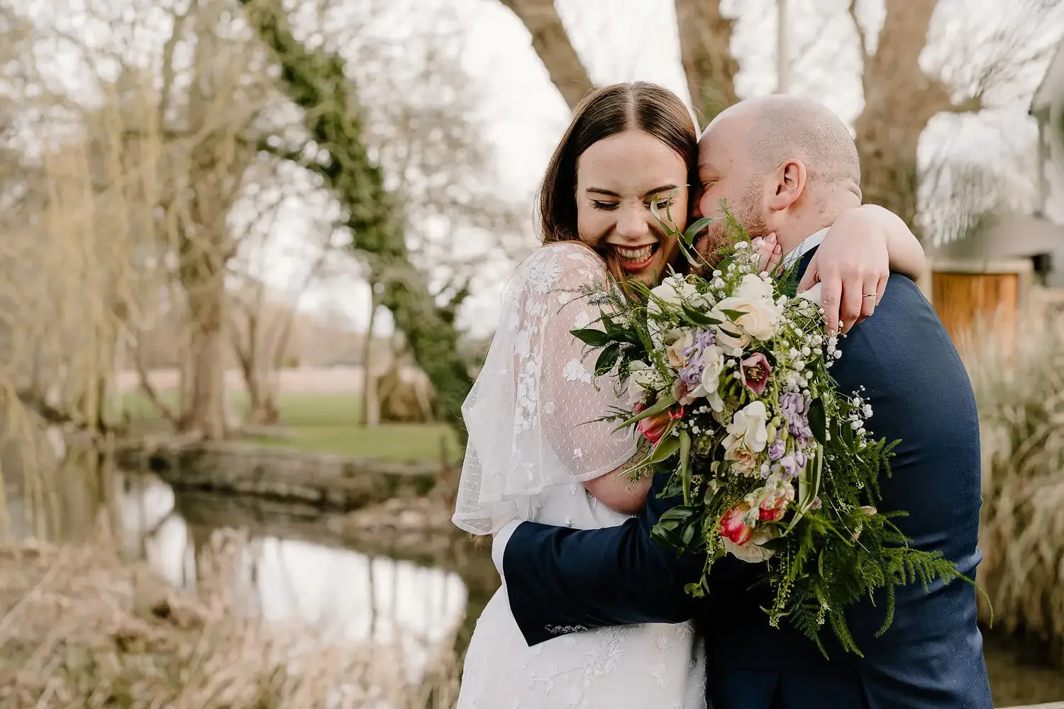 Cotswolds Wedding Photographer042.webp