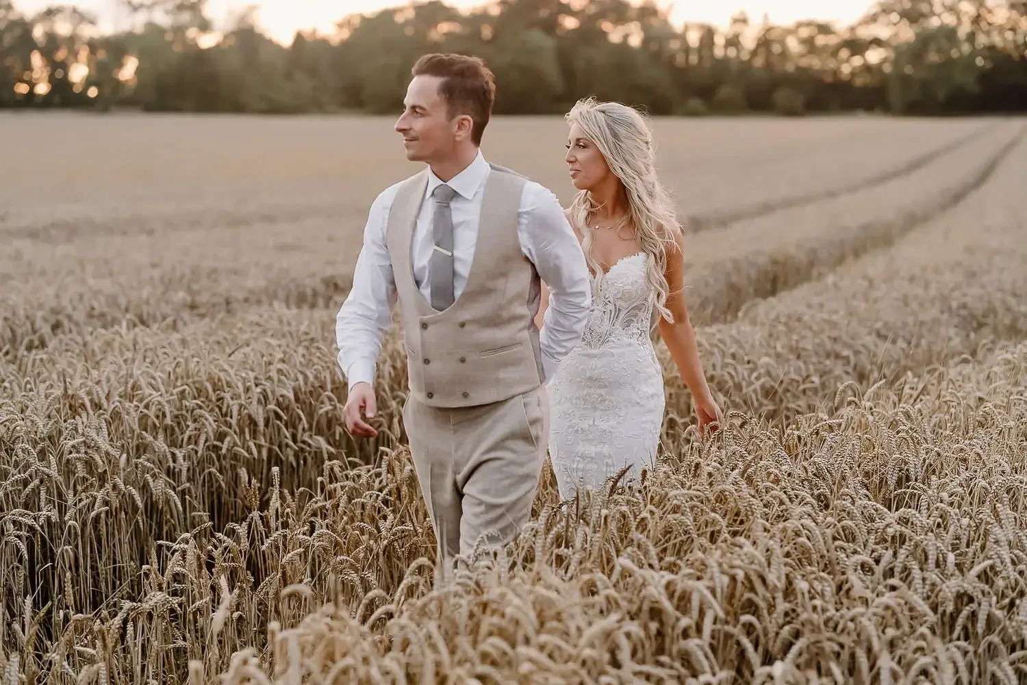 Cotswolds Wedding Photographer266.webp