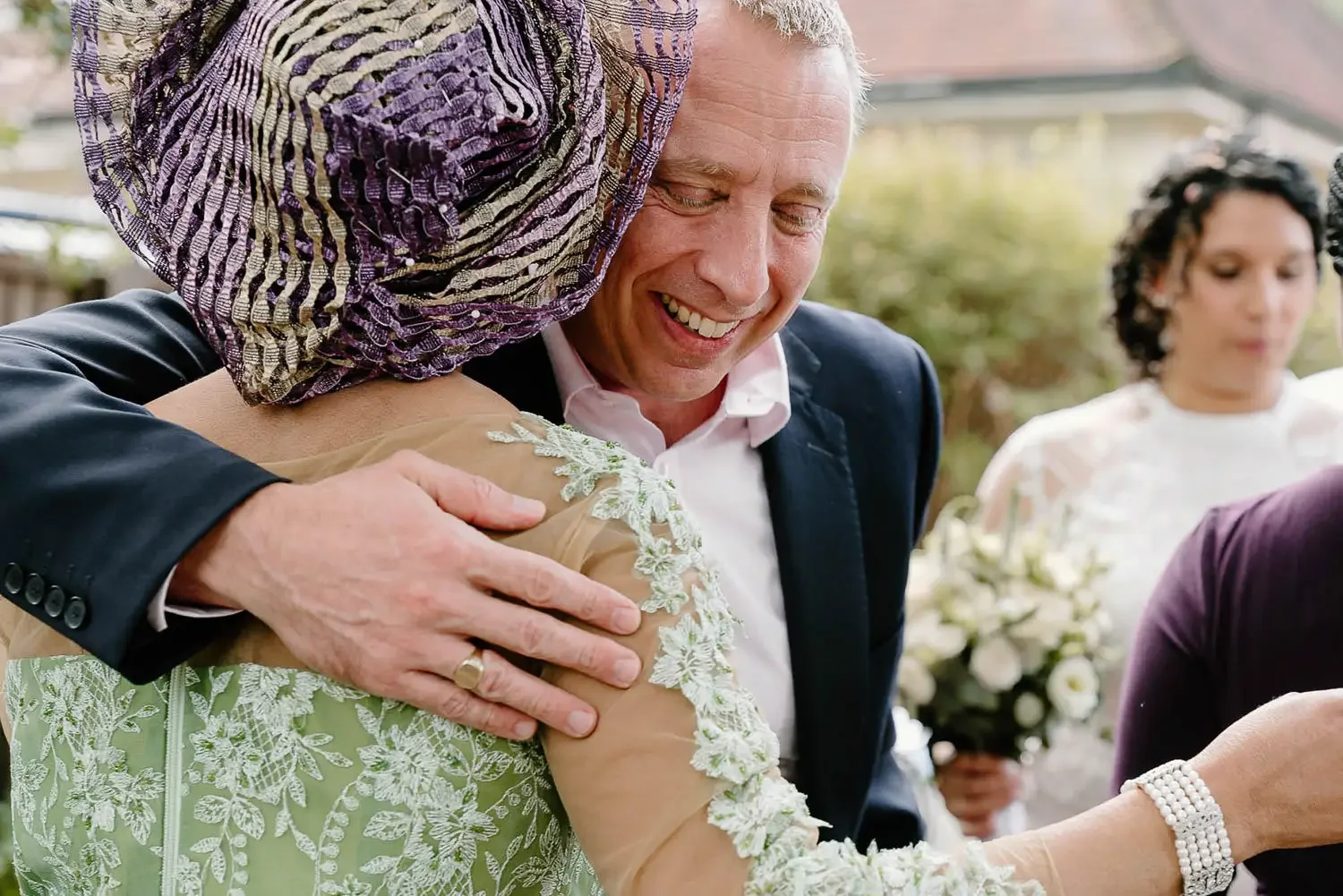 Oxfordshire- the cotswolds and buckinghamshire wedding photographer 054.webp