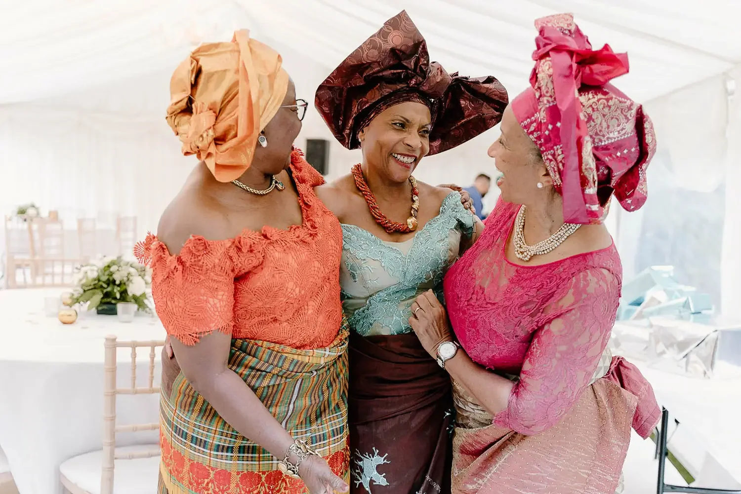 Oxfordshire- the cotswolds and buckinghamshire wedding photographer 078.webp