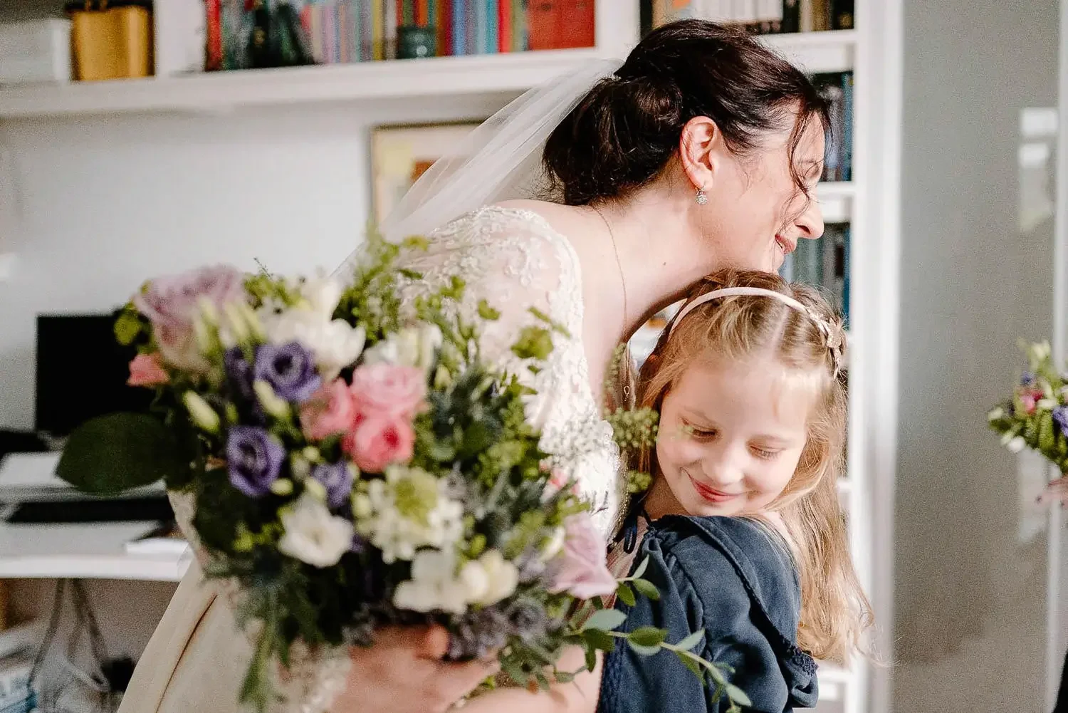 Oxfordshire- the cotswolds and buckinghamshire wedding photographer 106.webp