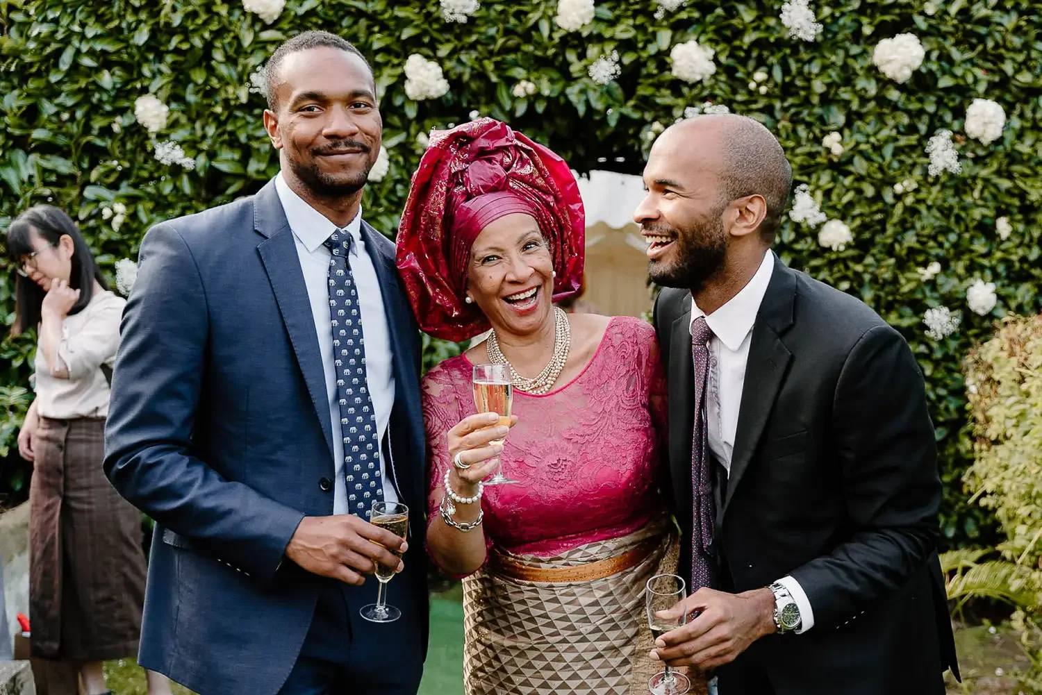 Oxfordshire- the cotswolds and buckinghamshire wedding photographer 141.webp