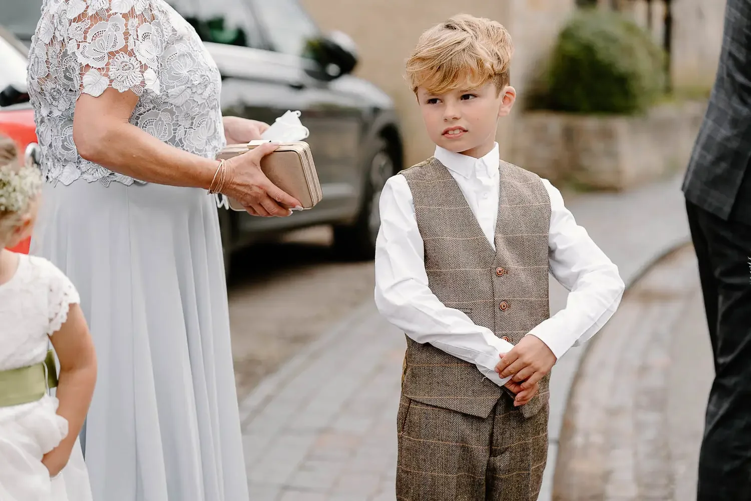 Oxfordshire- the cotswolds and buckinghamshire wedding photographer 149.webp