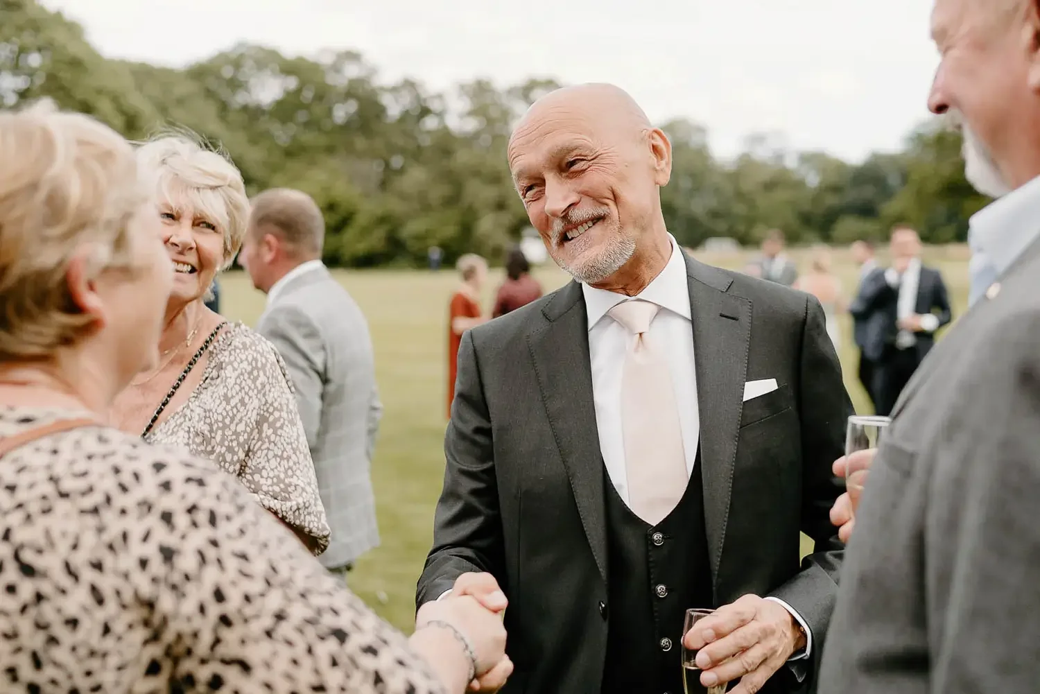 Oxfordshire- the cotswolds and buckinghamshire wedding photographer 150.webp