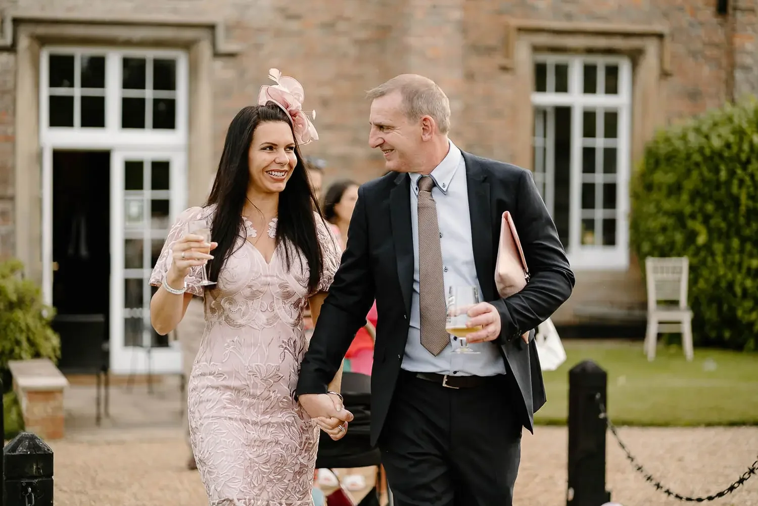 Oxfordshire- the cotswolds and buckinghamshire wedding photographer 184.webp