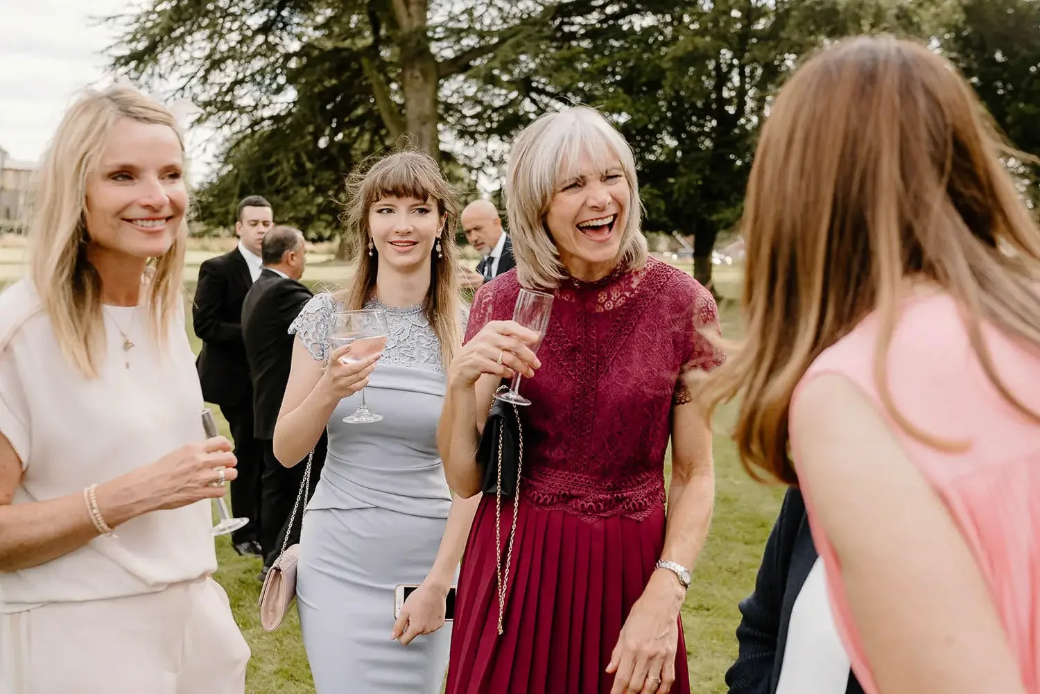 Oxfordshire- the cotswolds and buckinghamshire wedding photographer 191.webp