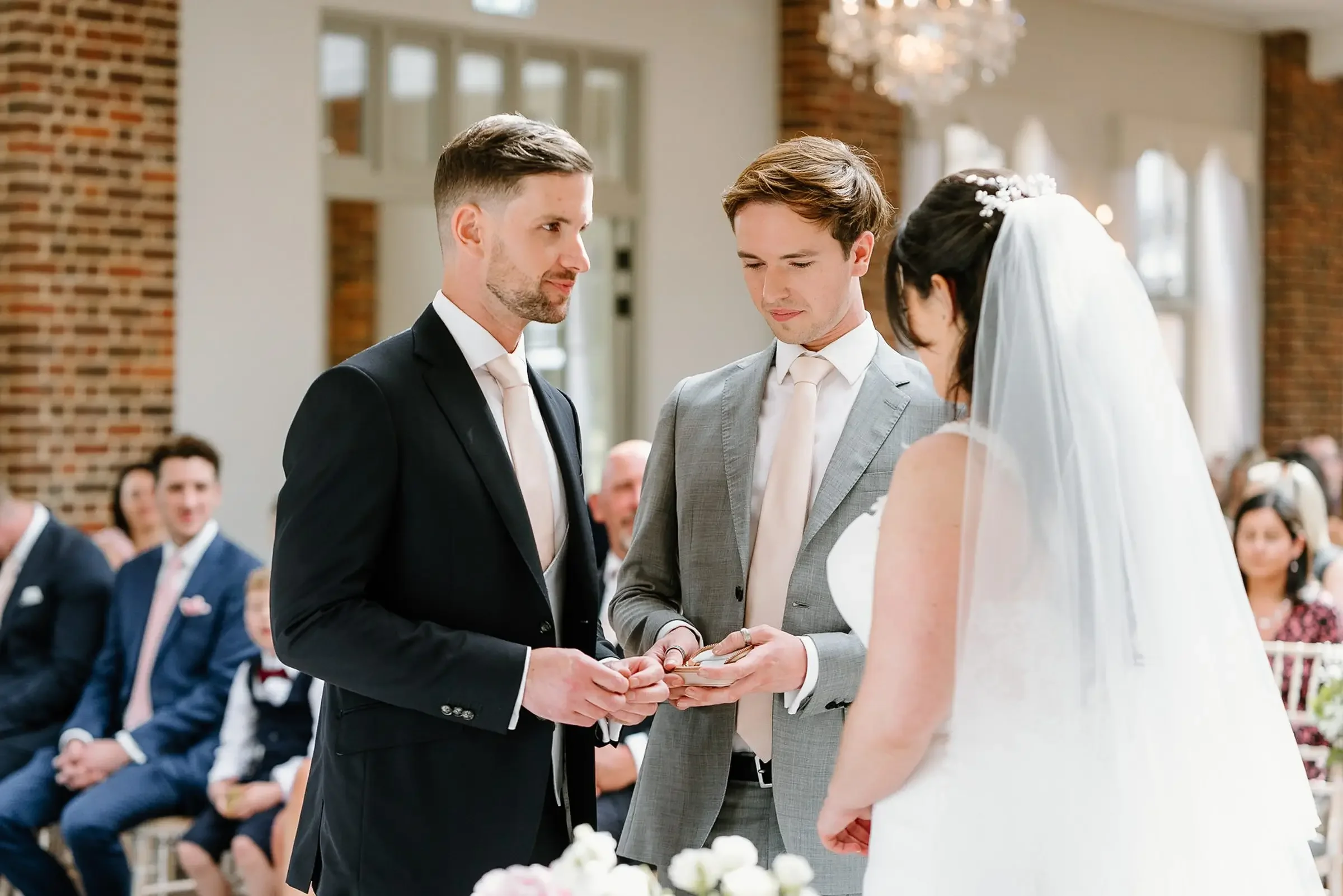 wedding photographer oxfordshire and the cotswolds016.webp