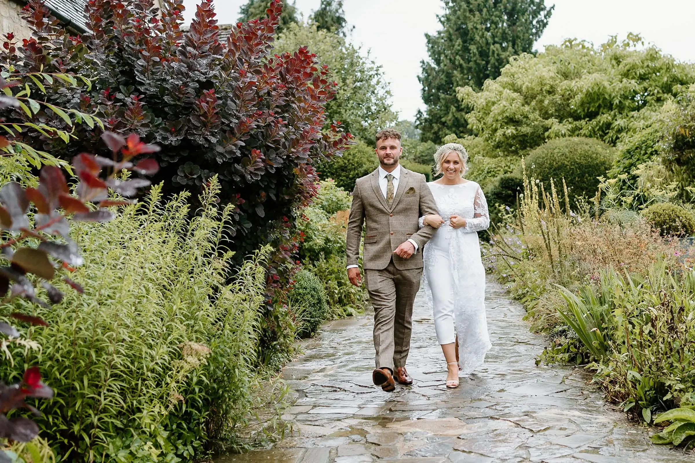 wedding photographer oxfordshire and the cotswolds043.webp