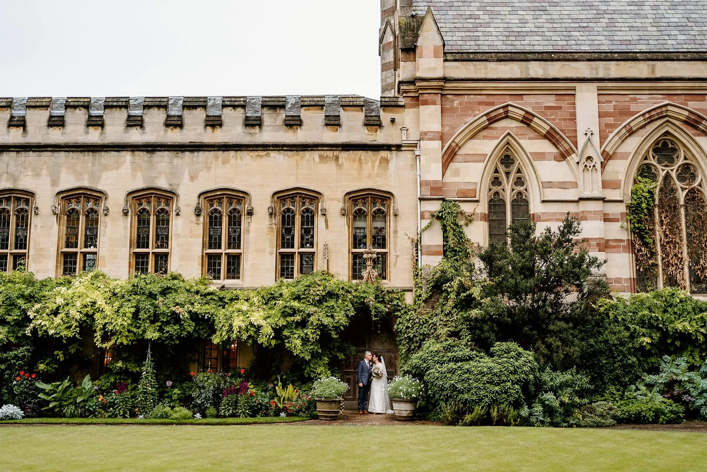 wedding photographer oxfordshire and the cotswolds048.jpg