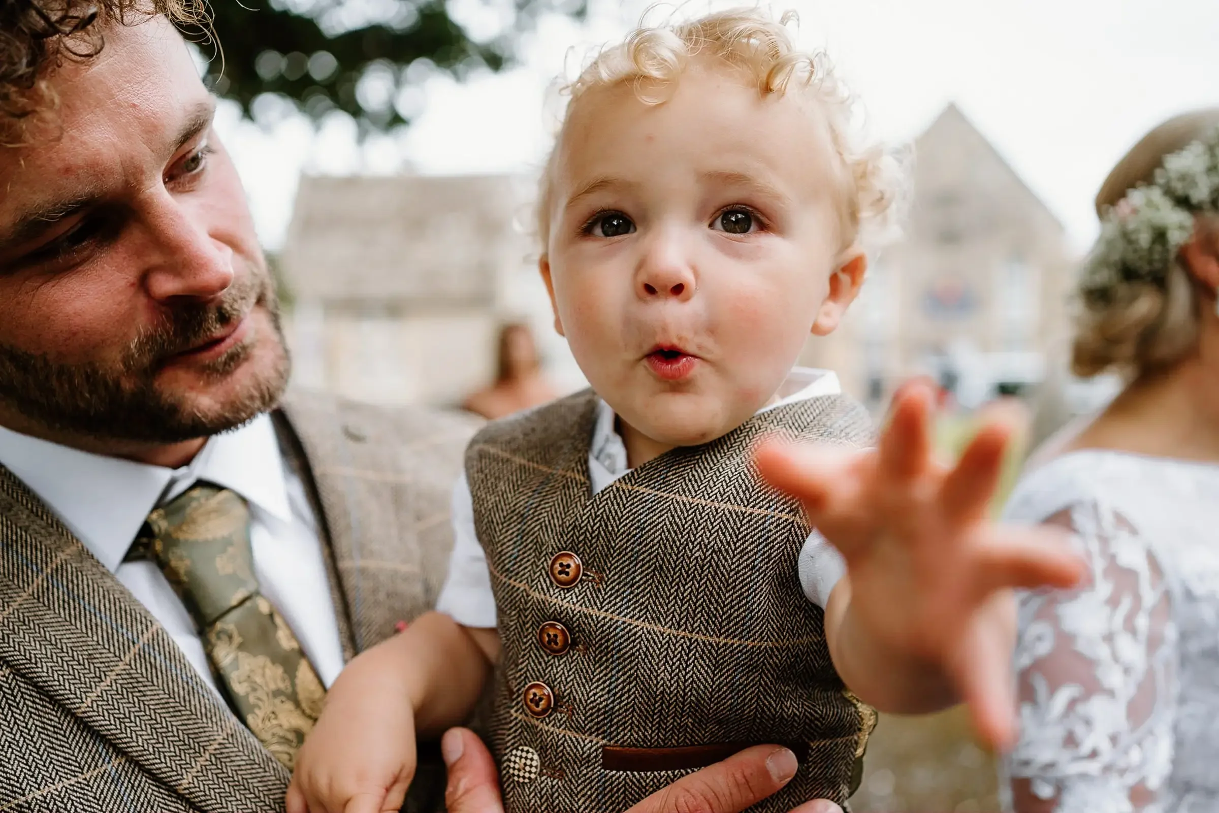 wedding photographer oxfordshire and the cotswolds080.webp