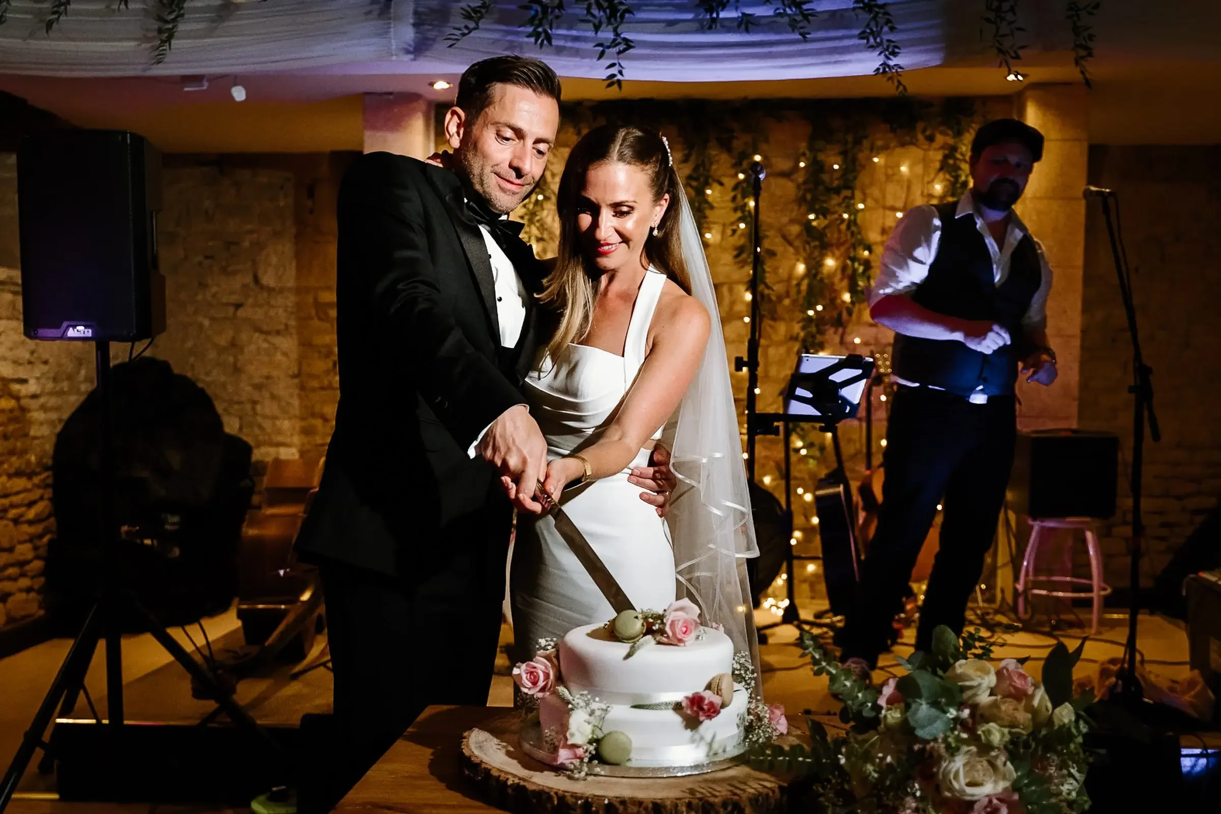 wedding photographer oxfordshire and the cotswolds149.webp
