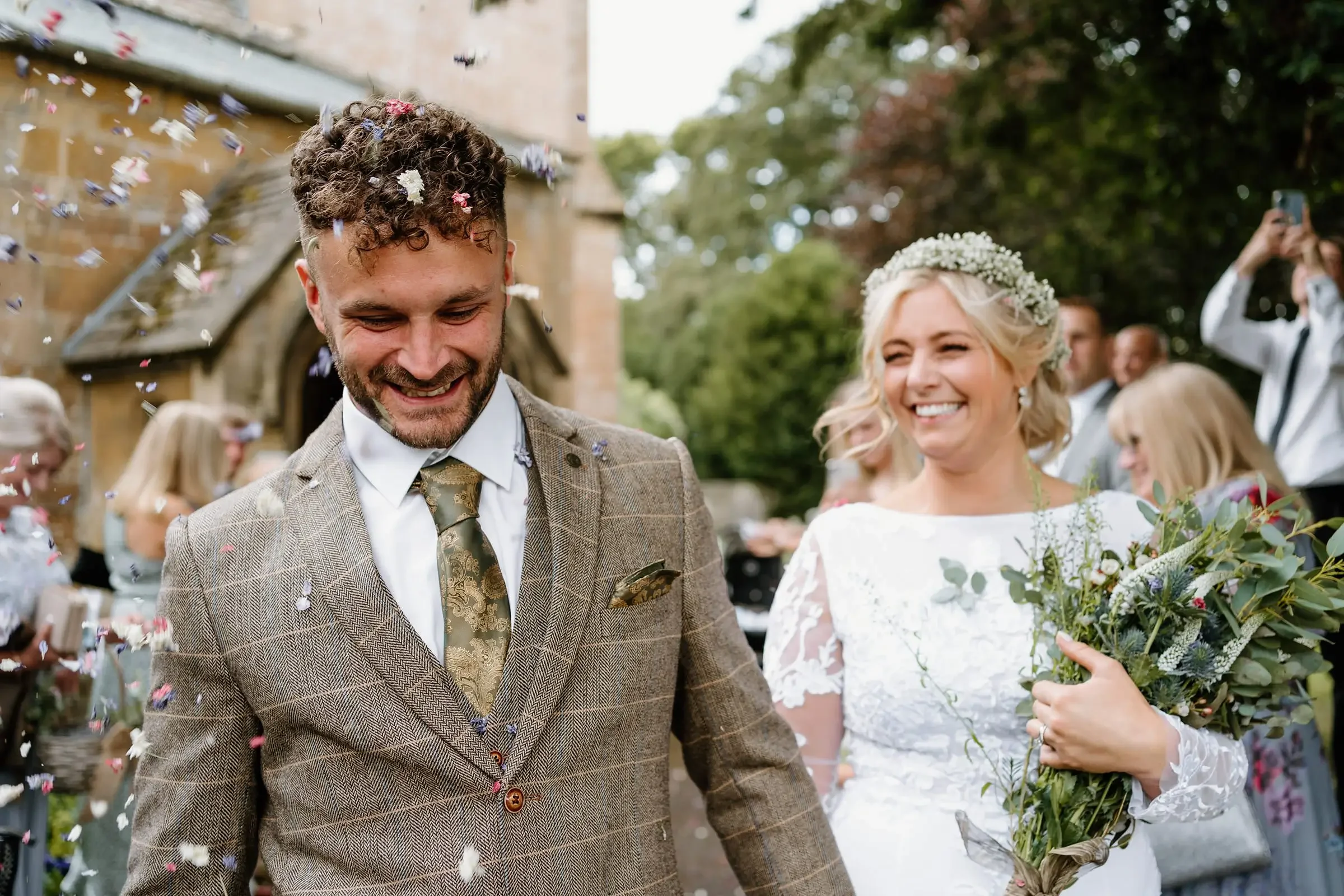 Summer Wedding photography at Cotswold House Hotel In Chipping Campden27.webp